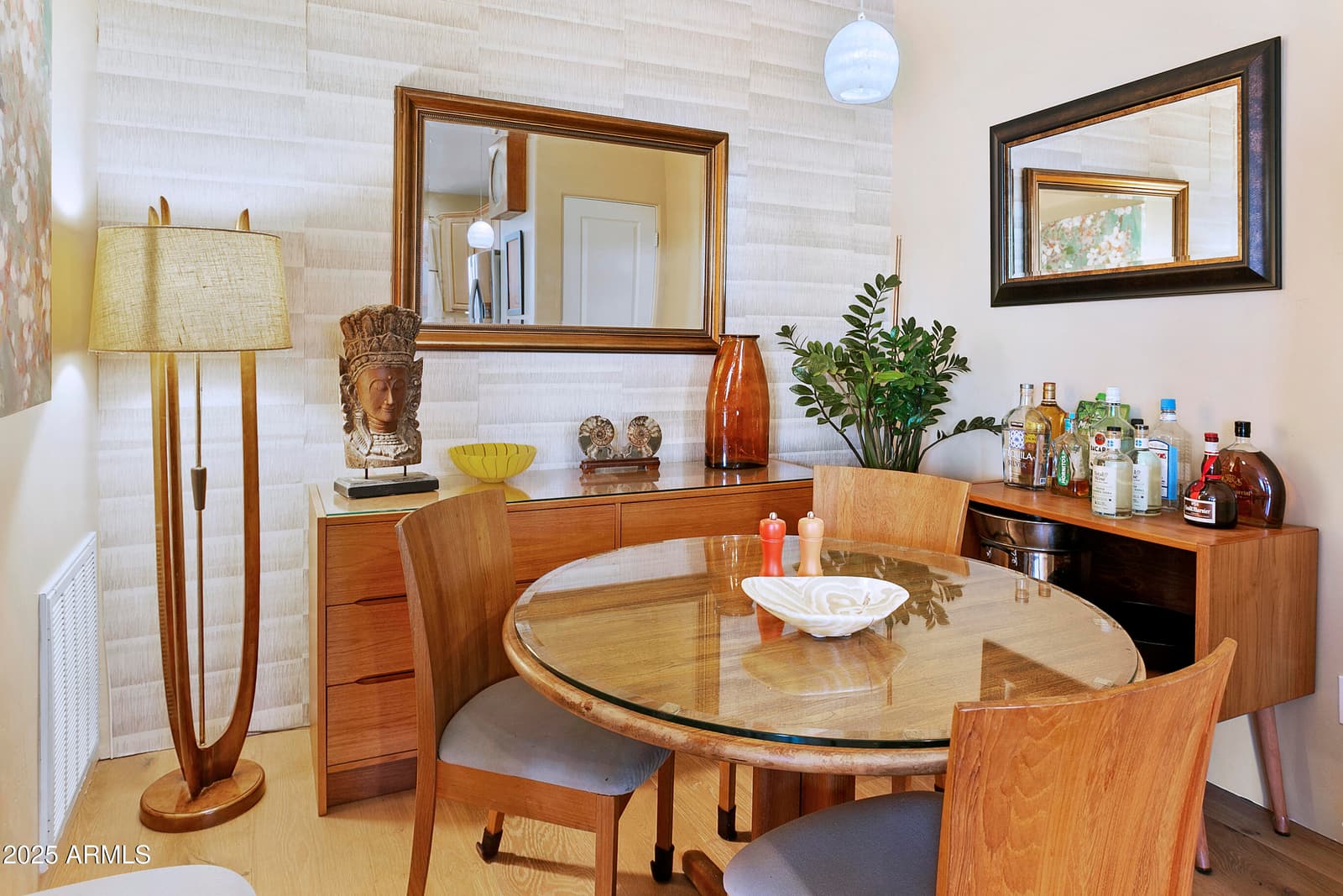 10005 N 1ST Drive, Phoenix, AZ 85021 — photo 13 of 35