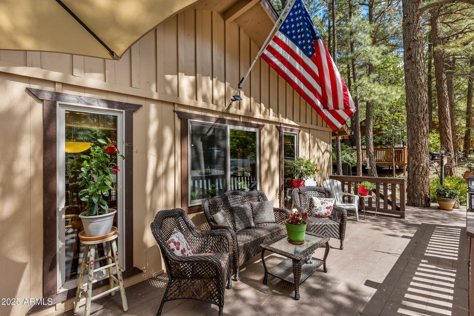 1390 E BIG BEAR Trail, Munds Park, AZ 86017 — photo 4 of 32