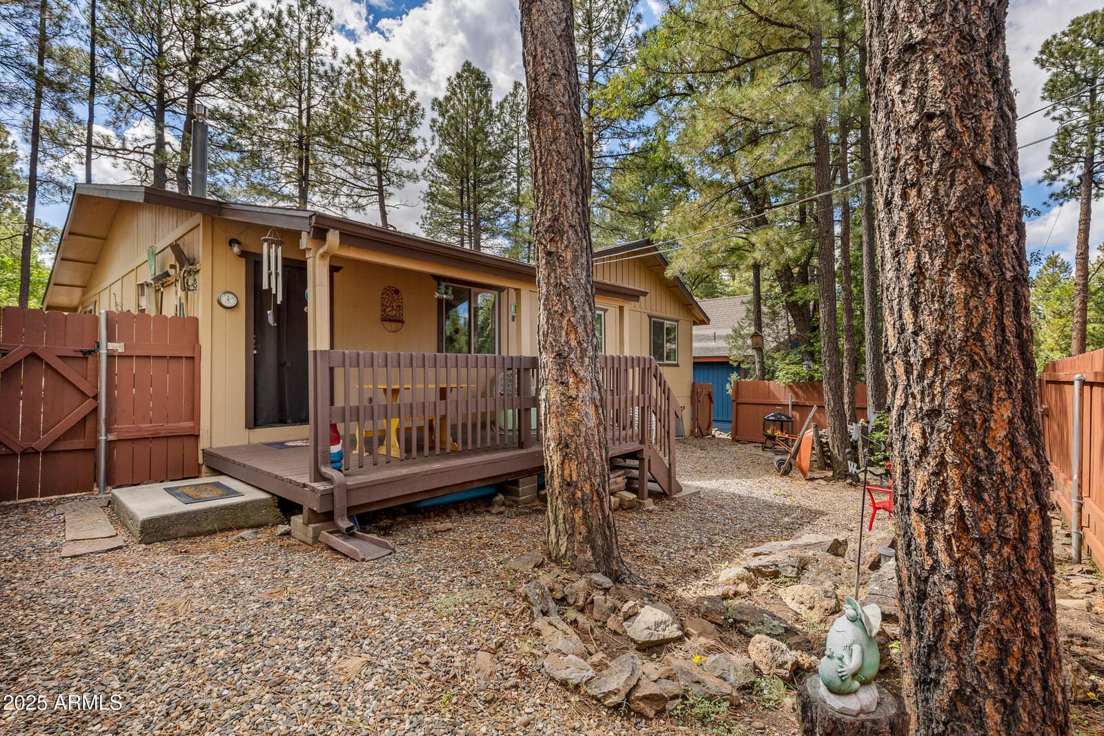 1390 E BIG BEAR Trail, Munds Park, AZ 86017 — photo 30 of 32