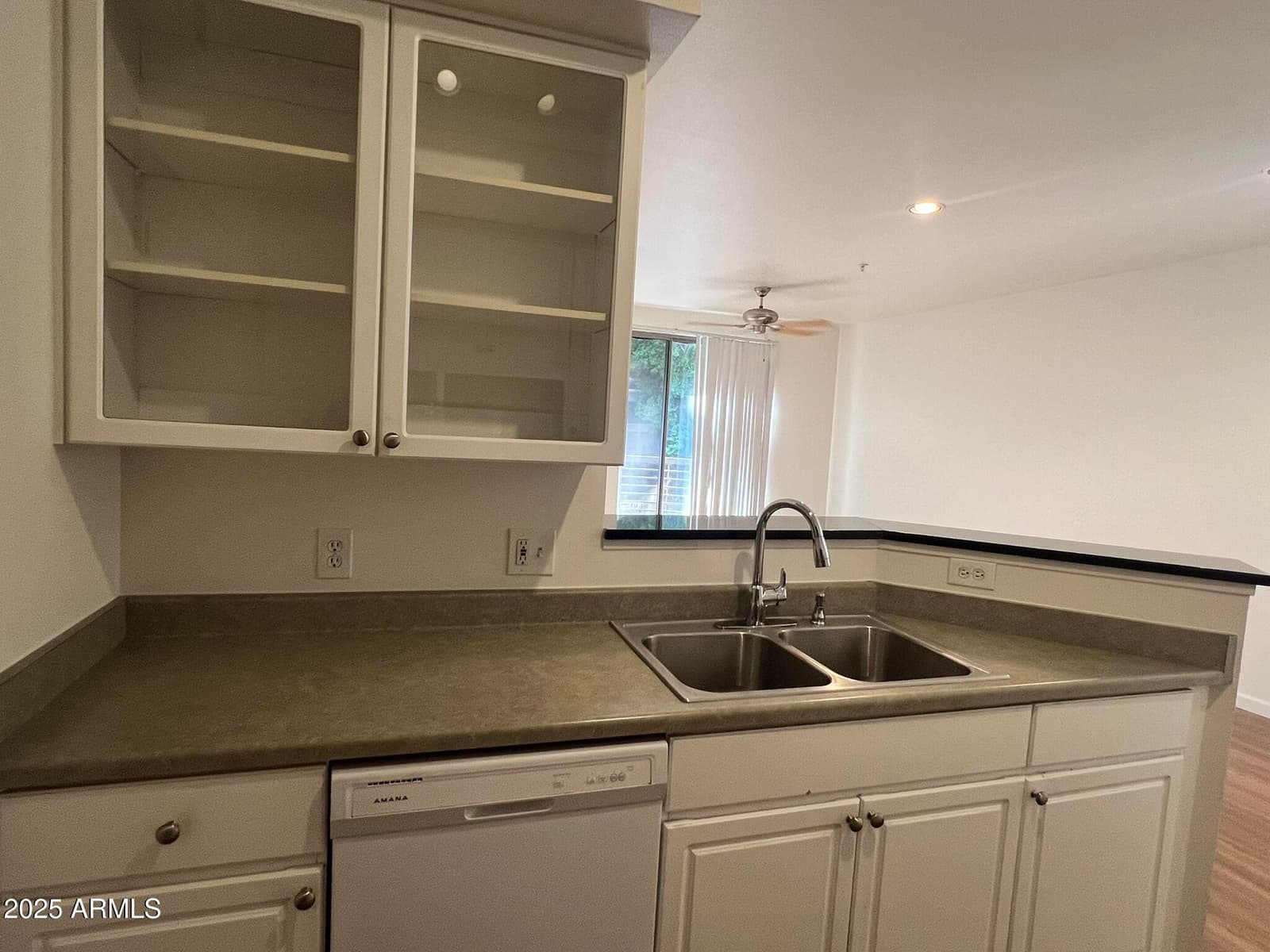 1701 E COLTER Street 253, Phoenix, AZ 85016 — photo 10 of 17
