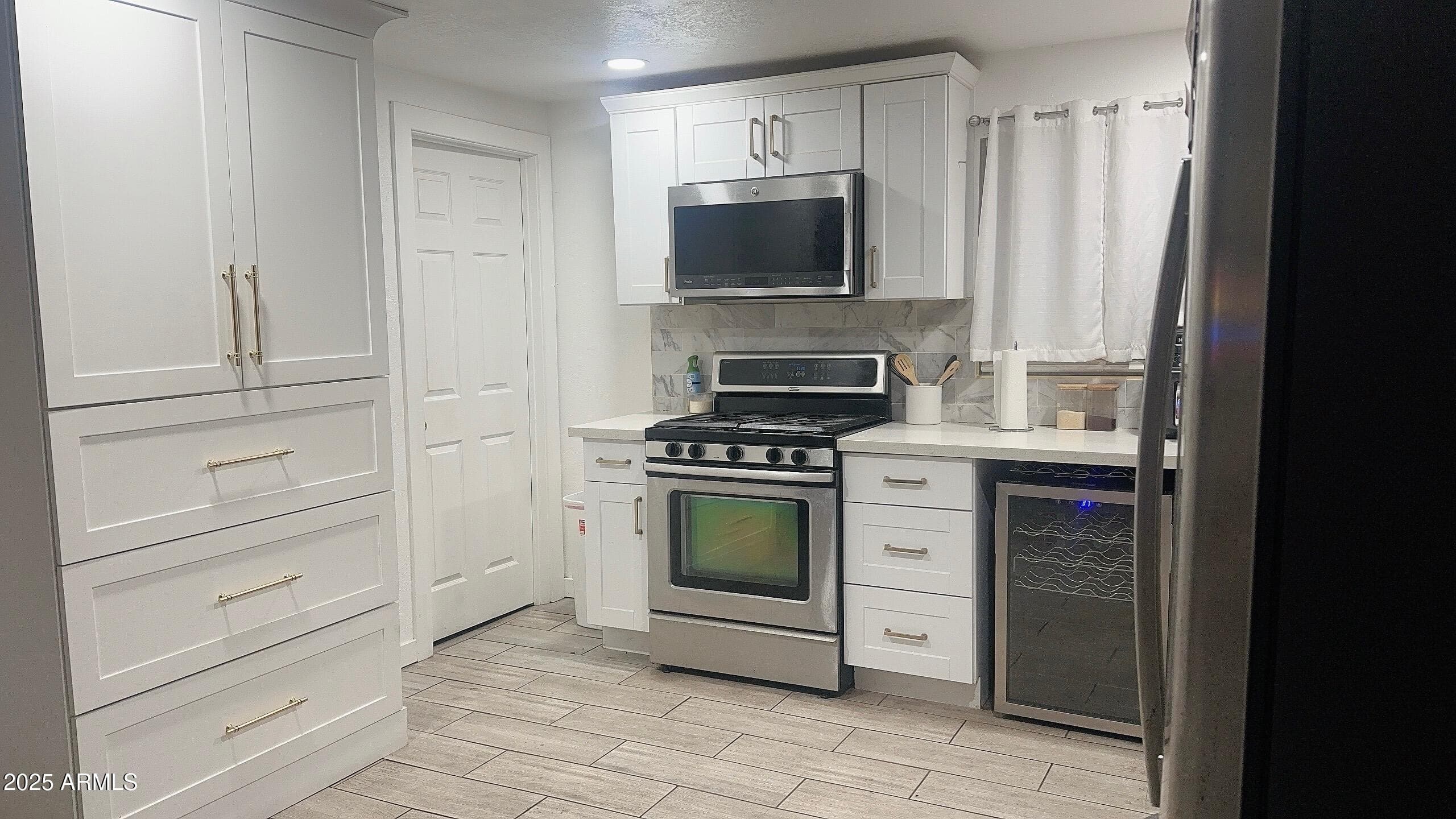 326 N 39TH Drive N, Phoenix, AZ 85009 — photo 1 of 16