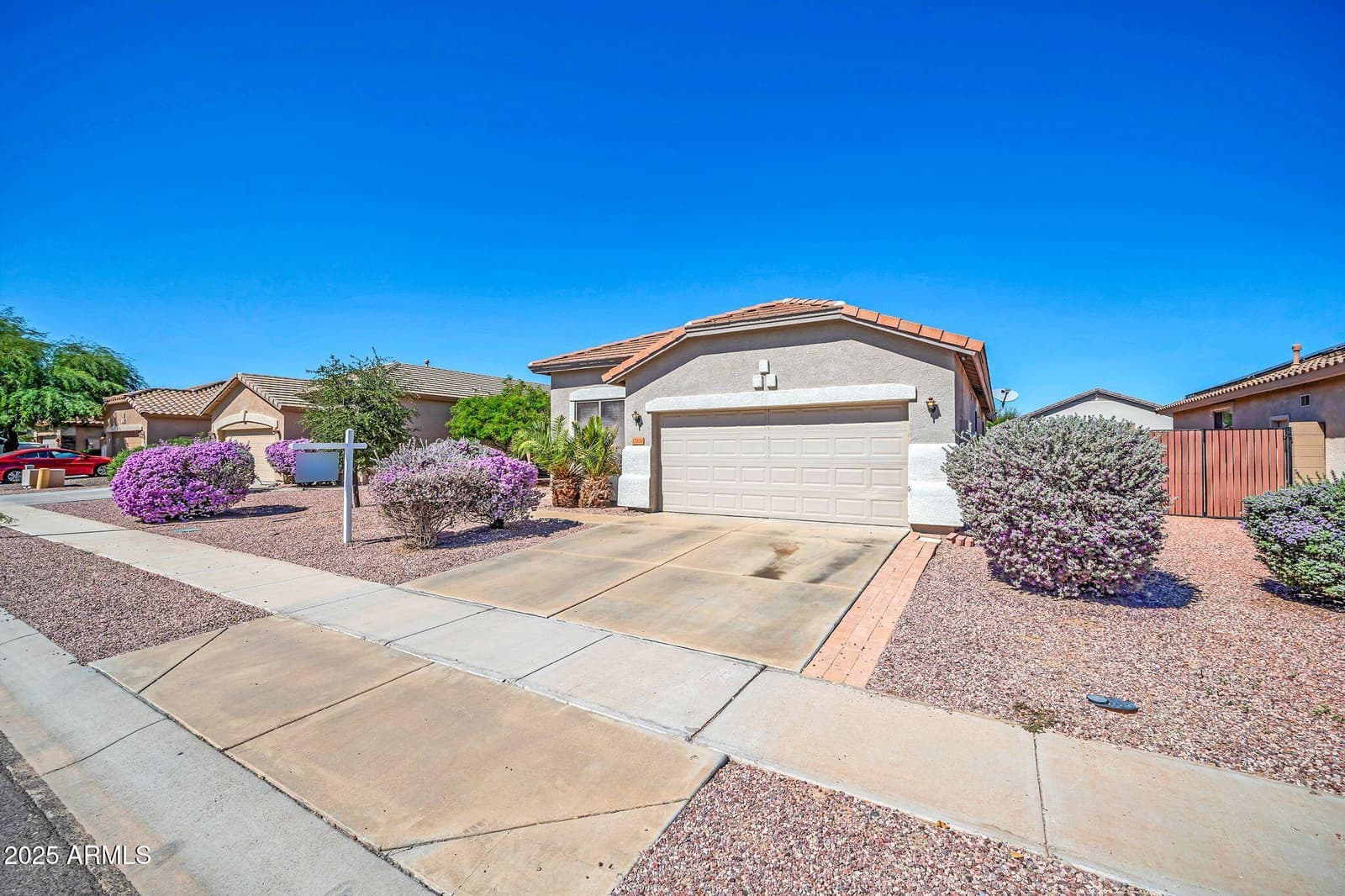 17018 W TONBRIDGE Street, Surprise, AZ 85374 — photo 2 of 30