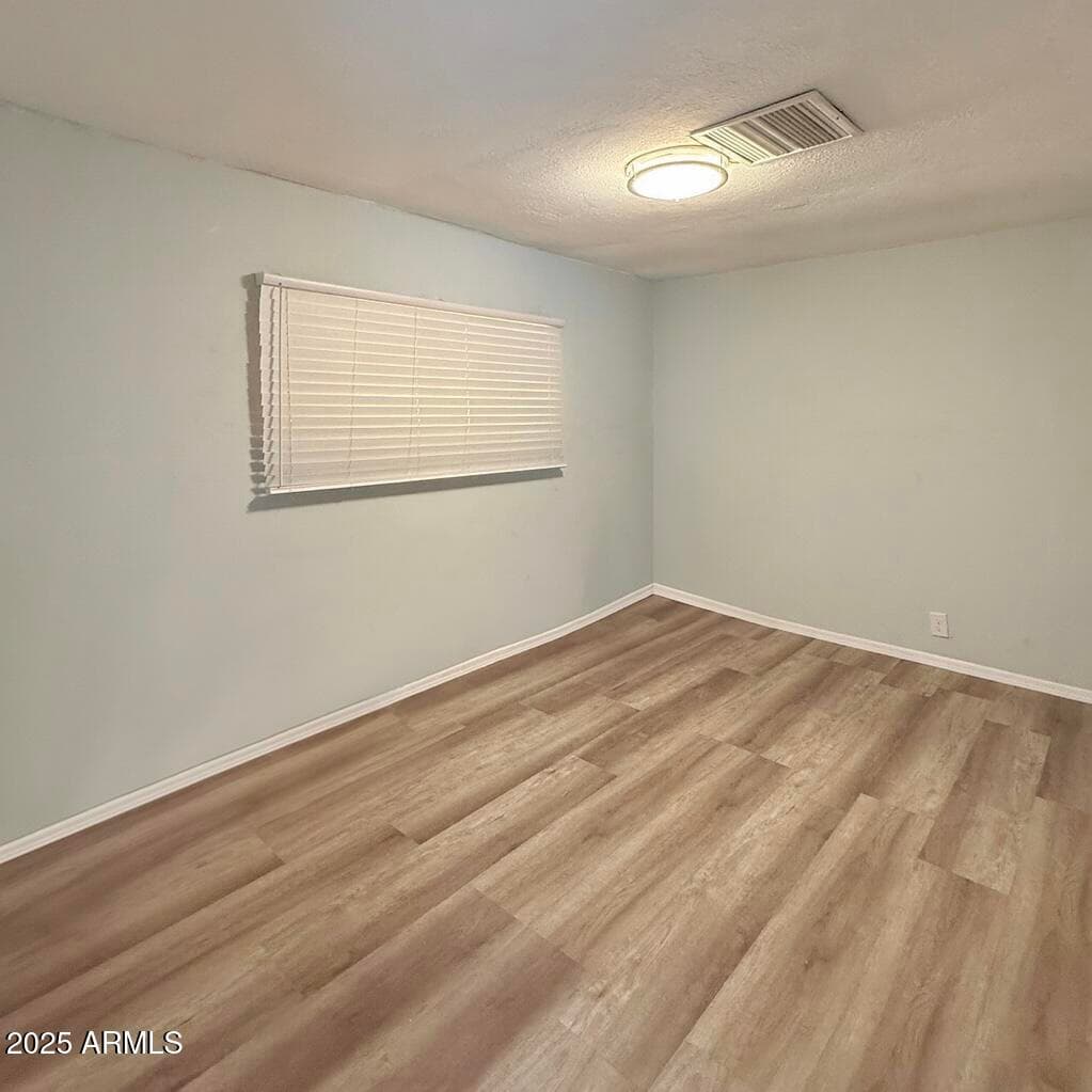 10701 N 99TH Avenue 17, Peoria, AZ 85345 — photo 5 of 7