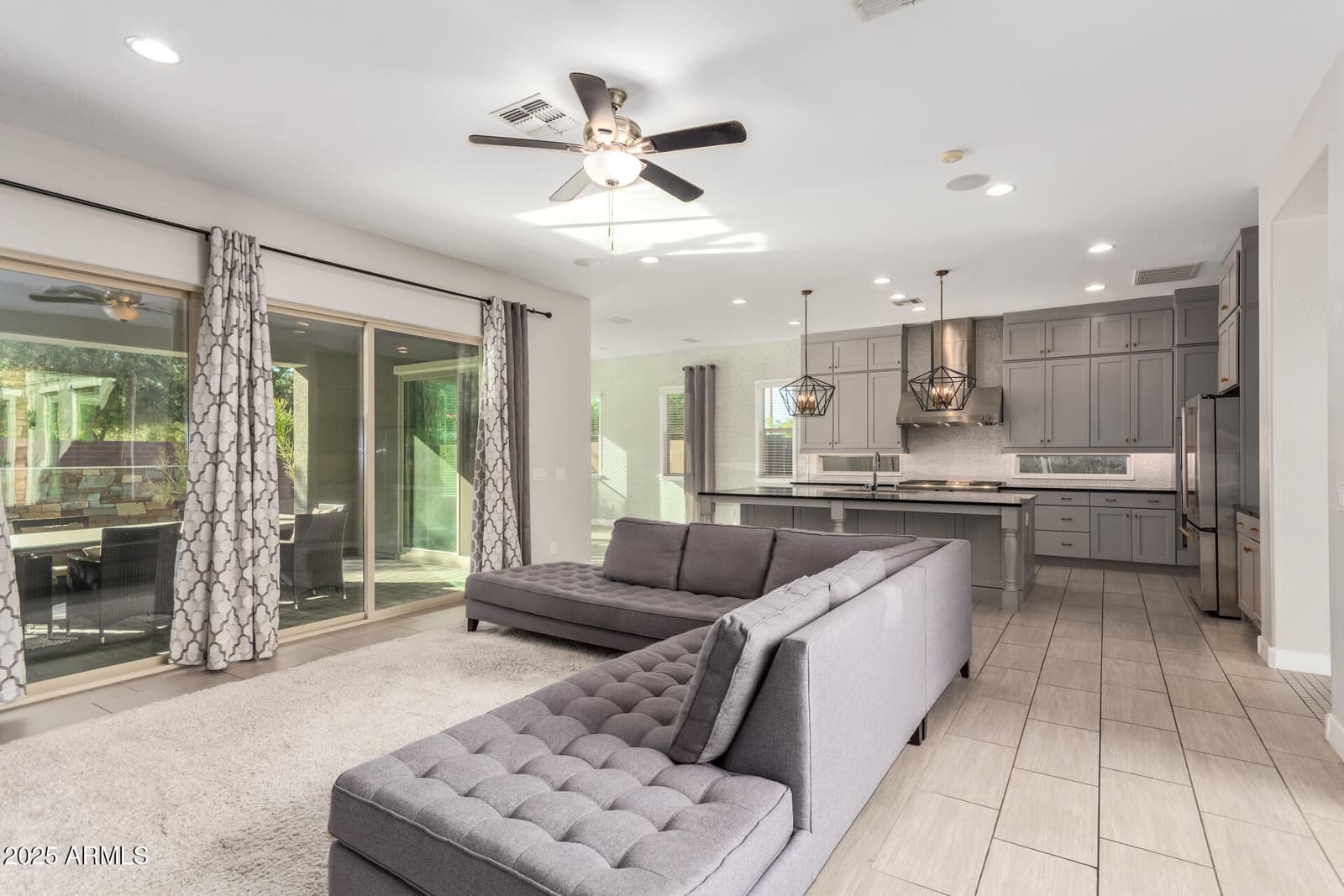 4318 S REDCLIFFE Drive, Gilbert, AZ 85297 — photo 9 of 110