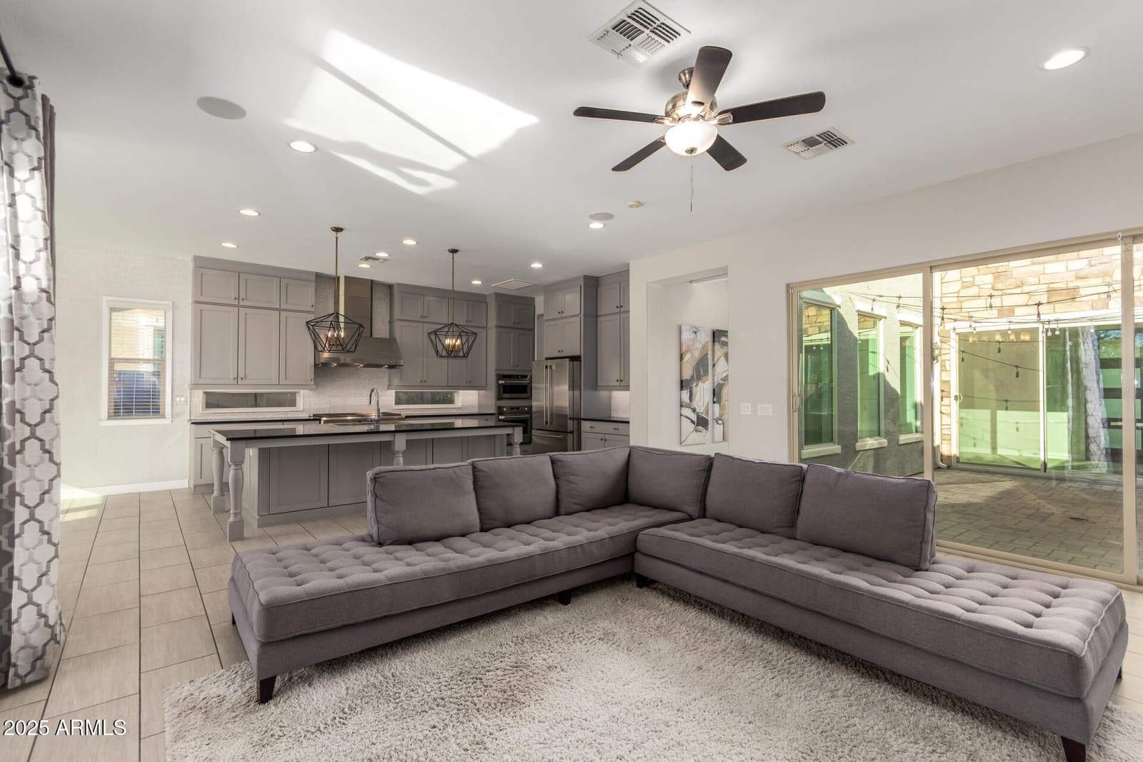4318 S REDCLIFFE Drive, Gilbert, AZ 85297 — photo 10 of 110