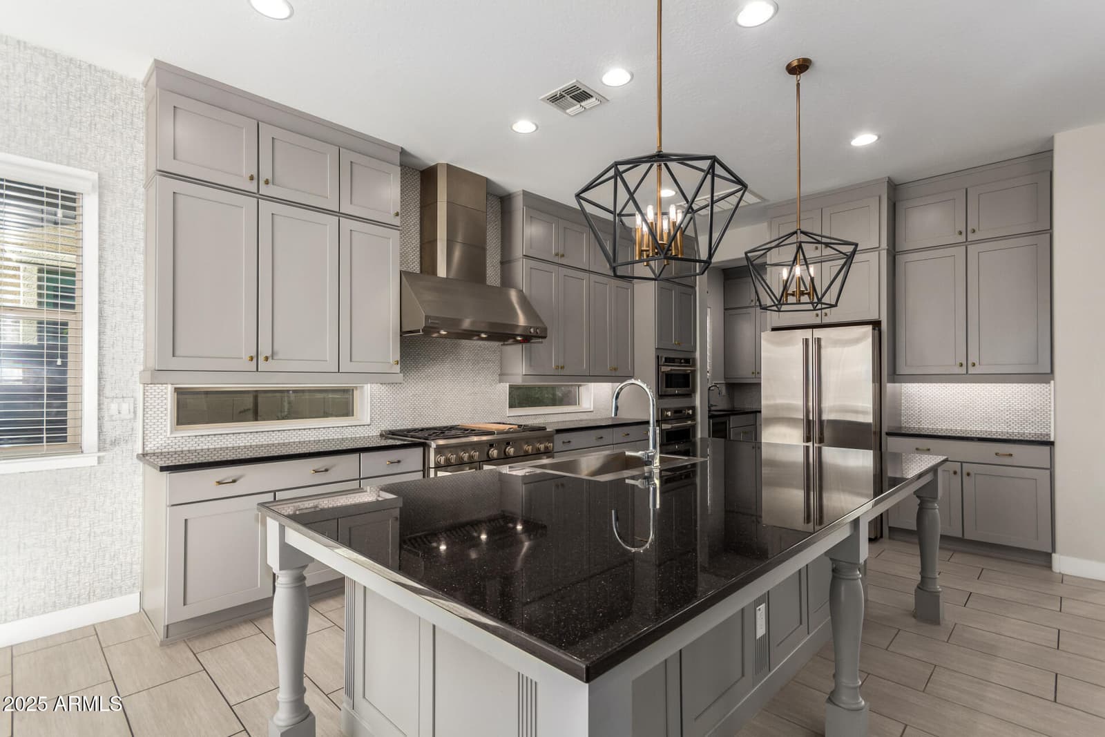 4318 S REDCLIFFE Drive, Gilbert, AZ 85297 — photo 14 of 110