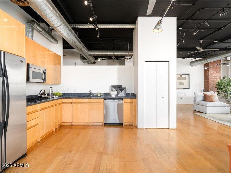 21 E 6TH Street 614, Tempe, AZ 85281 — photo 13 of 27