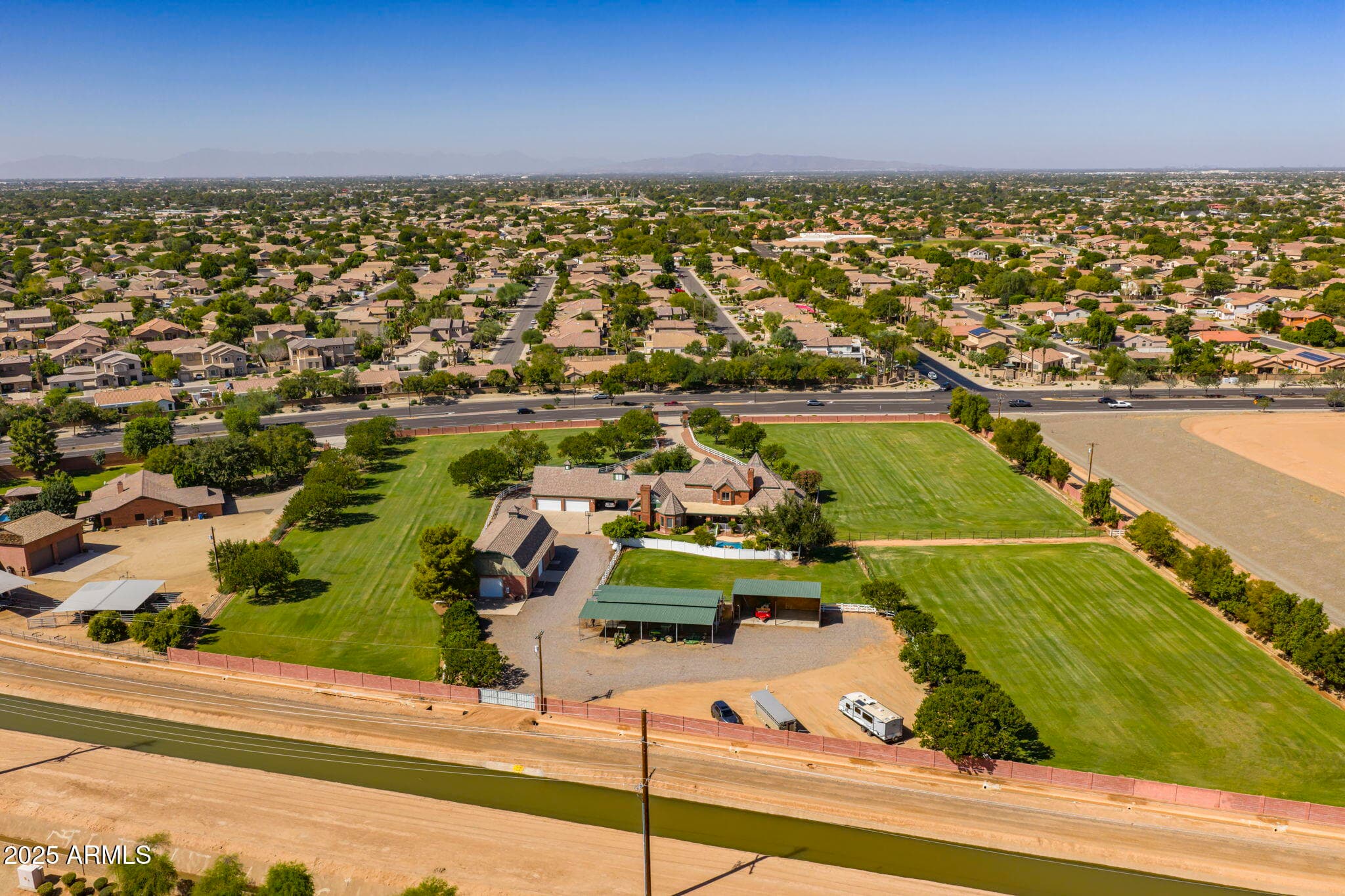 2025 S VAL VISTA Drive, Gilbert, AZ 85295 — photo 81 of 104