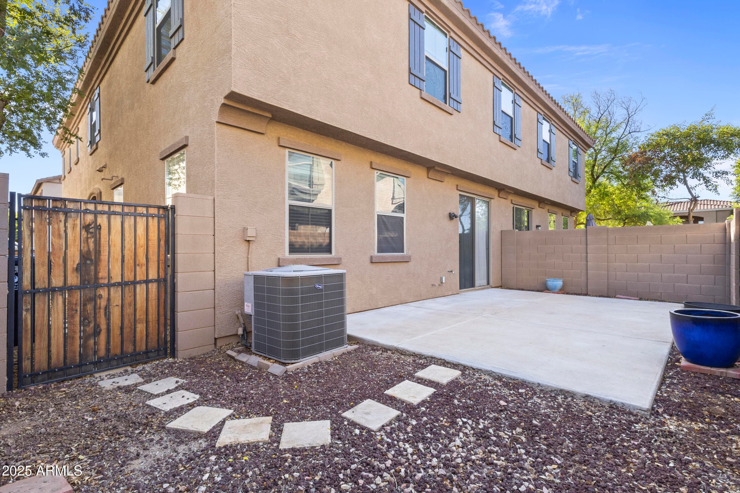 8192 W LYNWOOD Street, Phoenix, AZ 85043 — photo 31 of 39