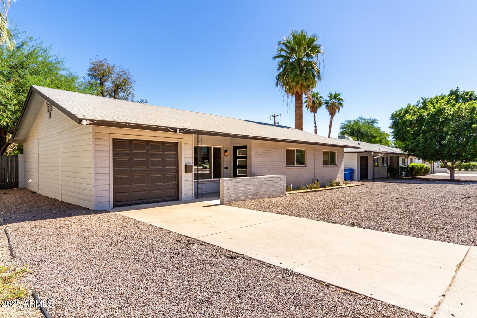 4735 N 24TH Street, Phoenix, AZ 85016 — photo 8 of 43
