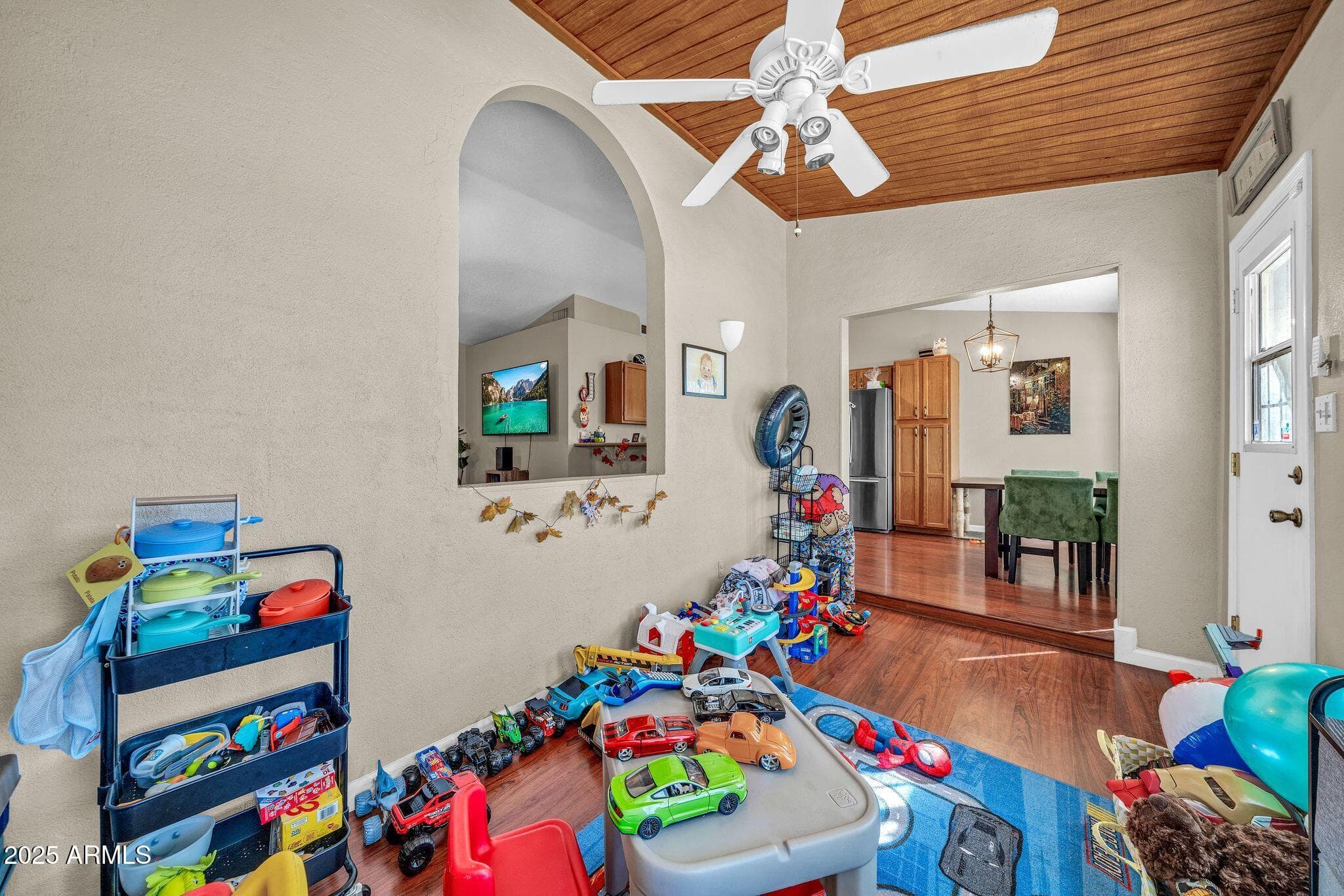 1531 E ROSEMONTE Drive, Phoenix, AZ 85024 — photo 13 of 26