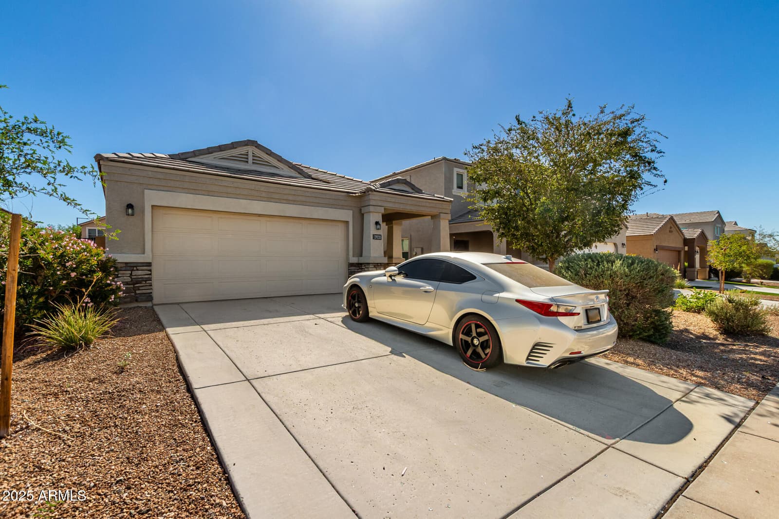 29235 W CLARENDON Avenue, Buckeye, AZ 85396 — photo 3 of 33