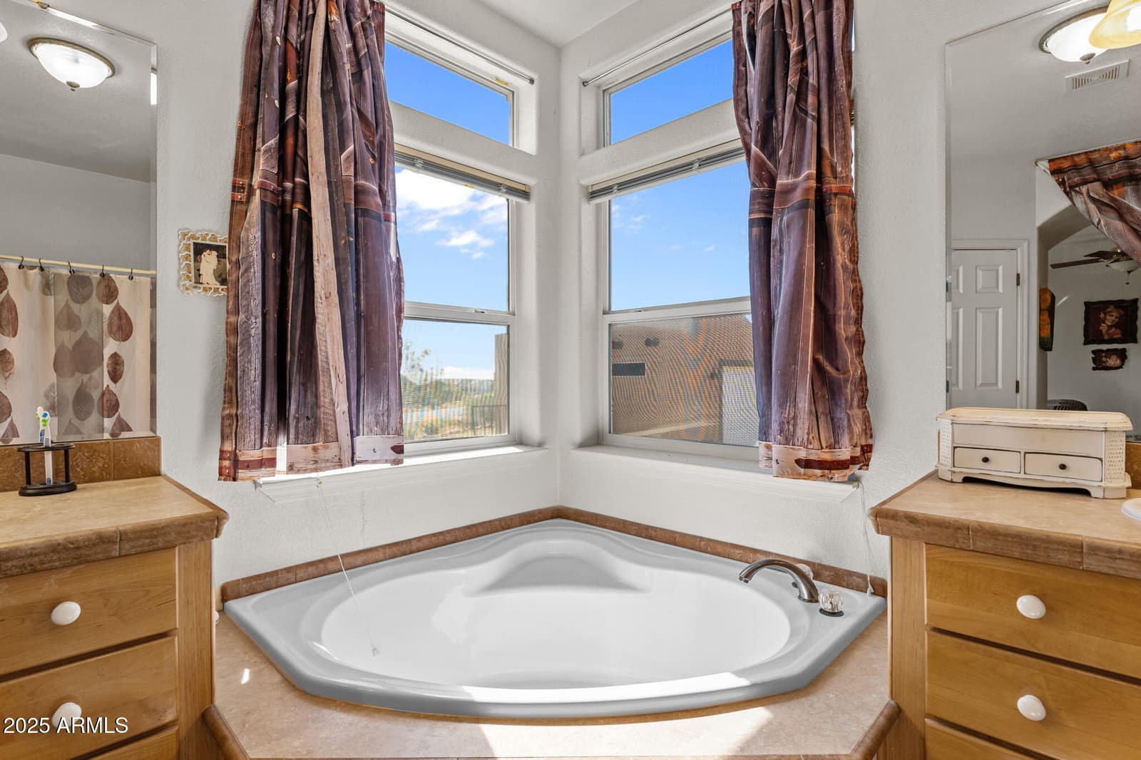 23315 W STAGHORN Lane, Congress, AZ 85332 — photo 7 of 49