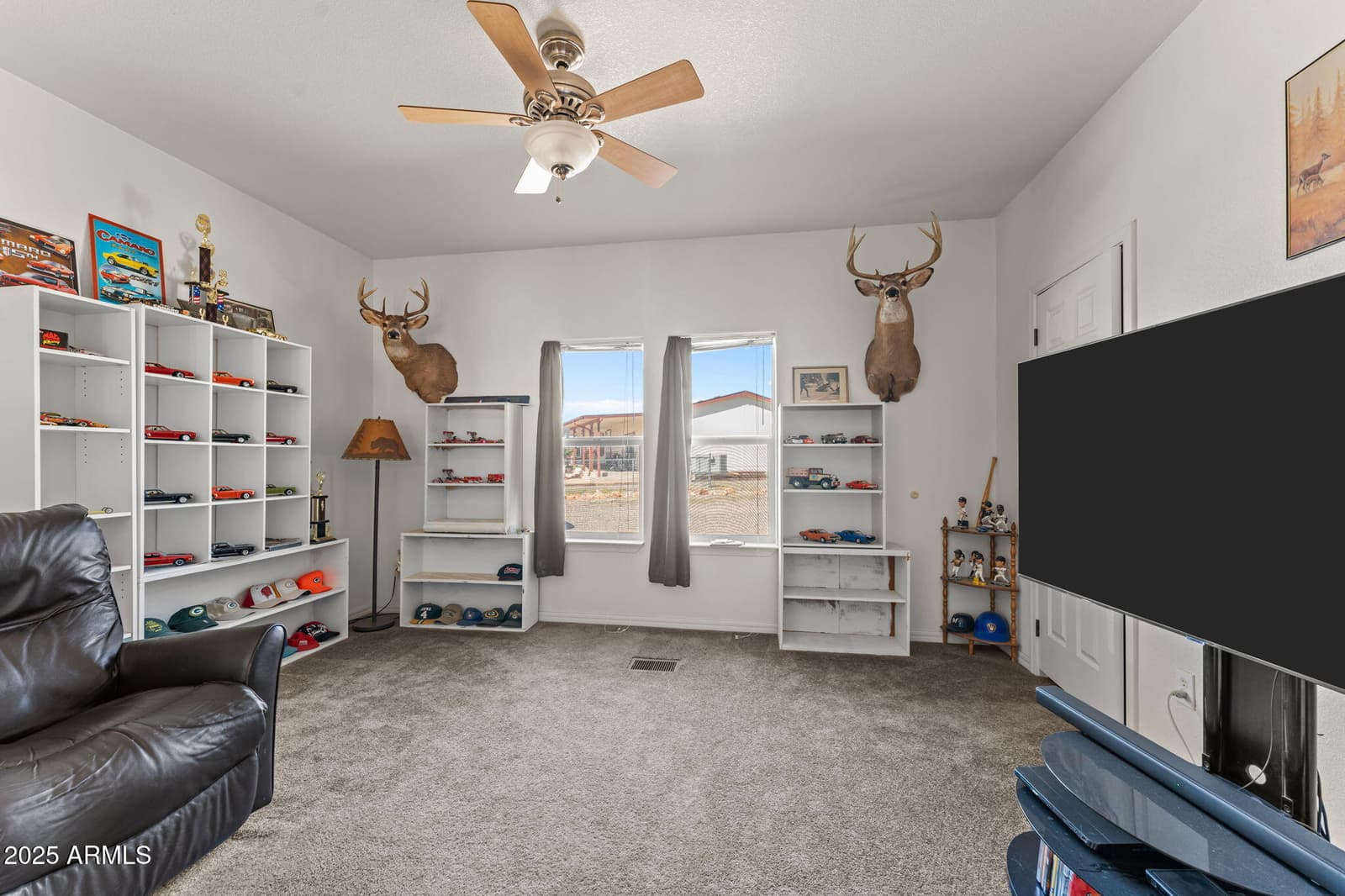23315 W STAGHORN Lane, Congress, AZ 85332 — photo 13 of 49