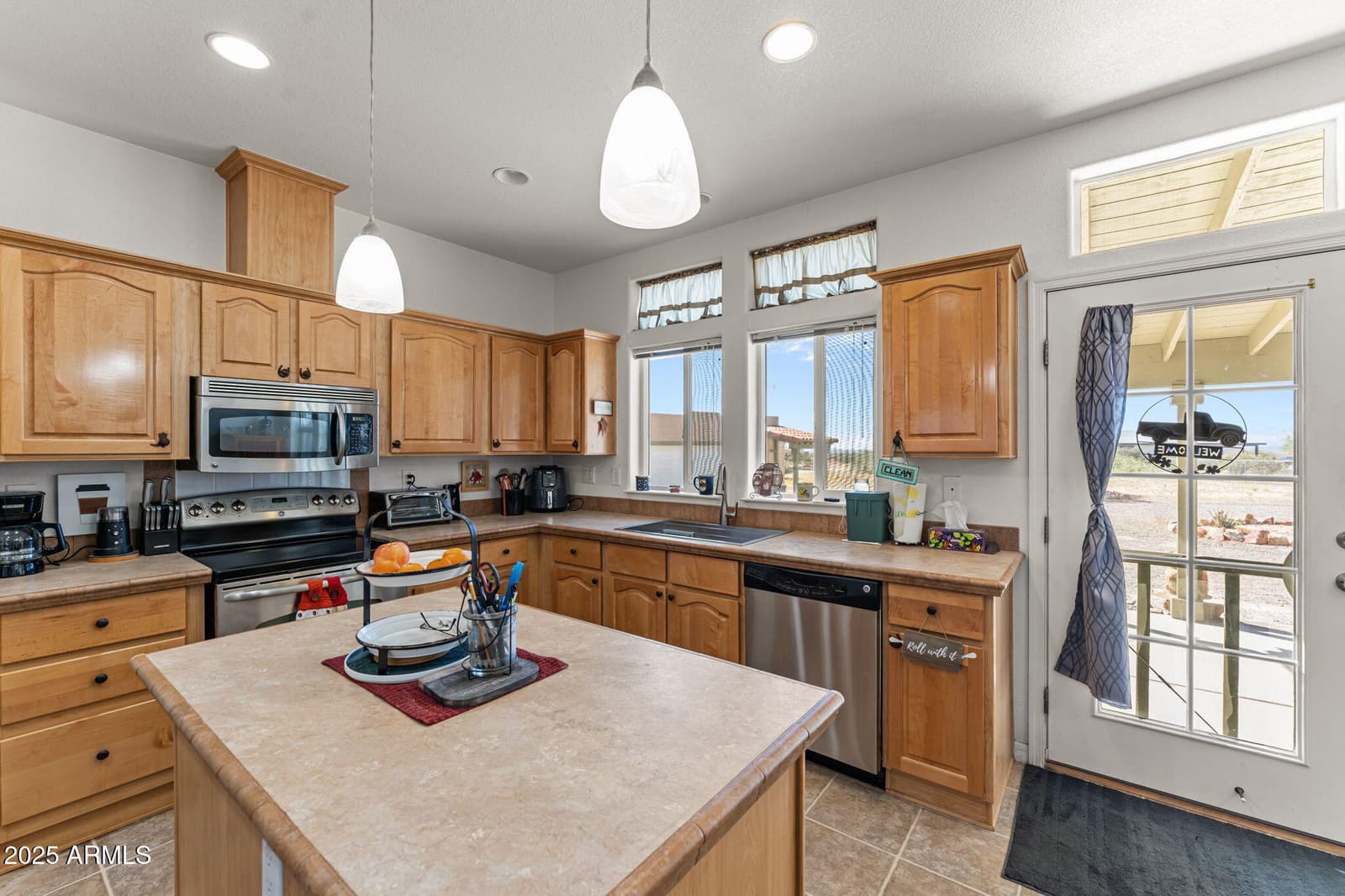 23315 W STAGHORN Lane, Congress, AZ 85332 — photo 17 of 49