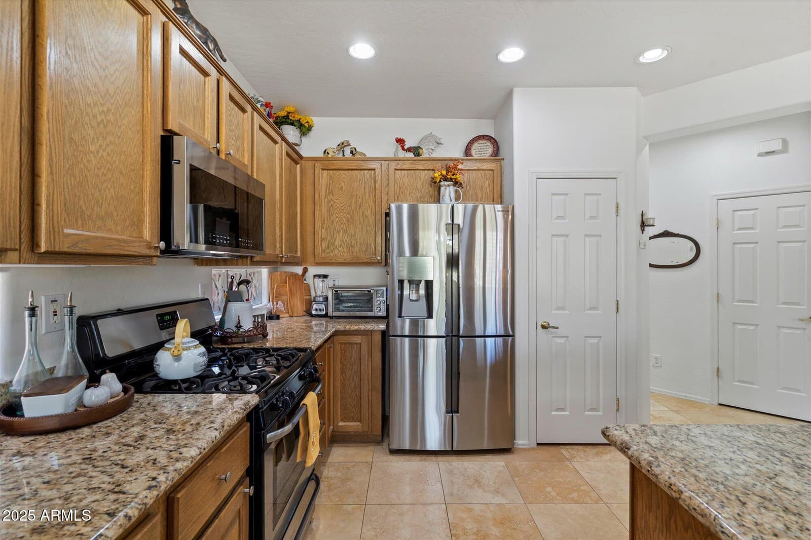 2366 W MUIRFIELD Drive, Anthem, AZ 85086 — photo 12 of 33