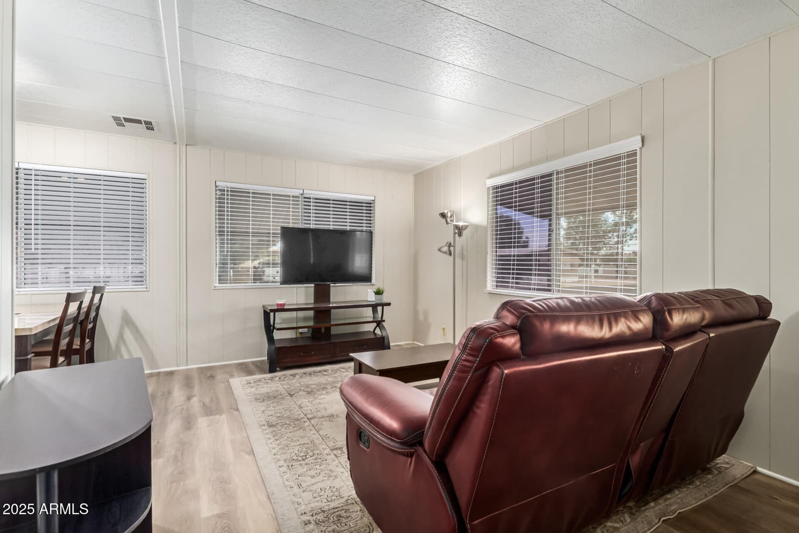 2650 W UNION HILLS Drive 112, Phoenix, AZ 85027 — photo 5 of 31