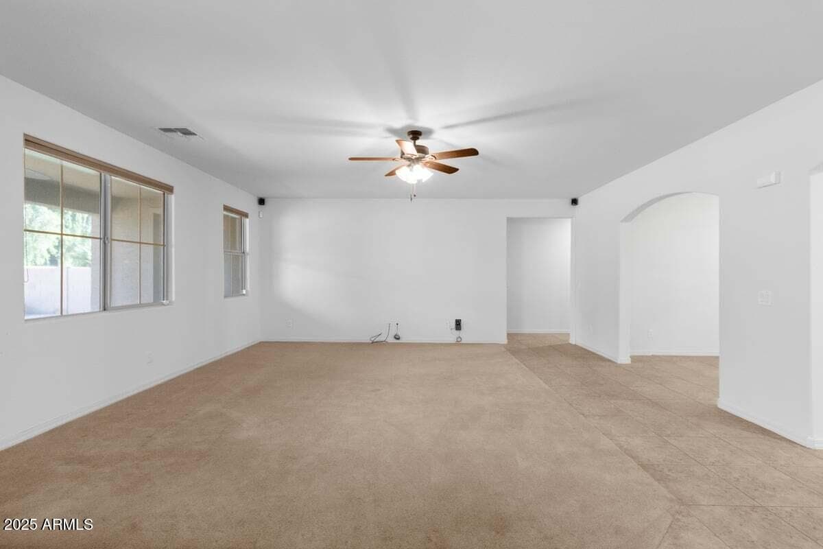 18306 W BECK Lane, Surprise, AZ 85388 — photo 10 of 40