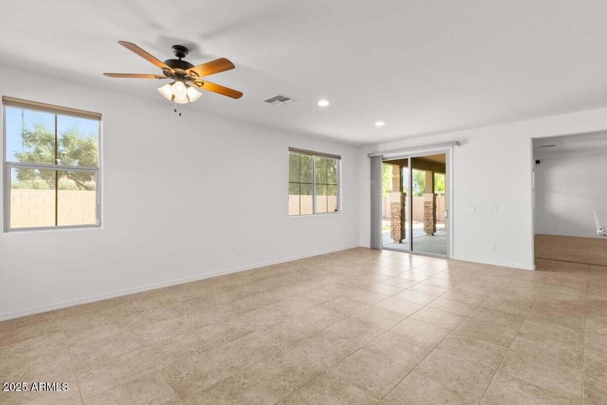 18306 W BECK Lane, Surprise, AZ 85388 — photo 19 of 40