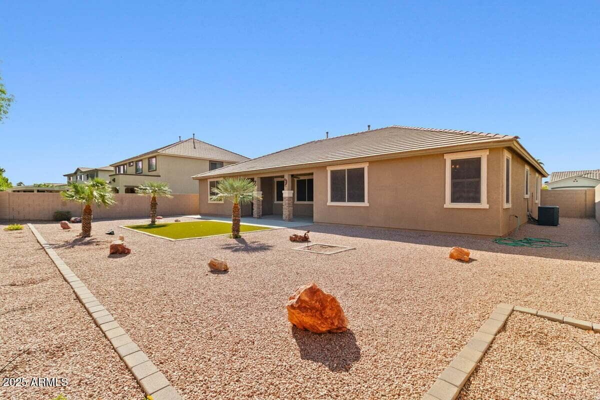 18306 W BECK Lane, Surprise, AZ 85388 — photo 36 of 40