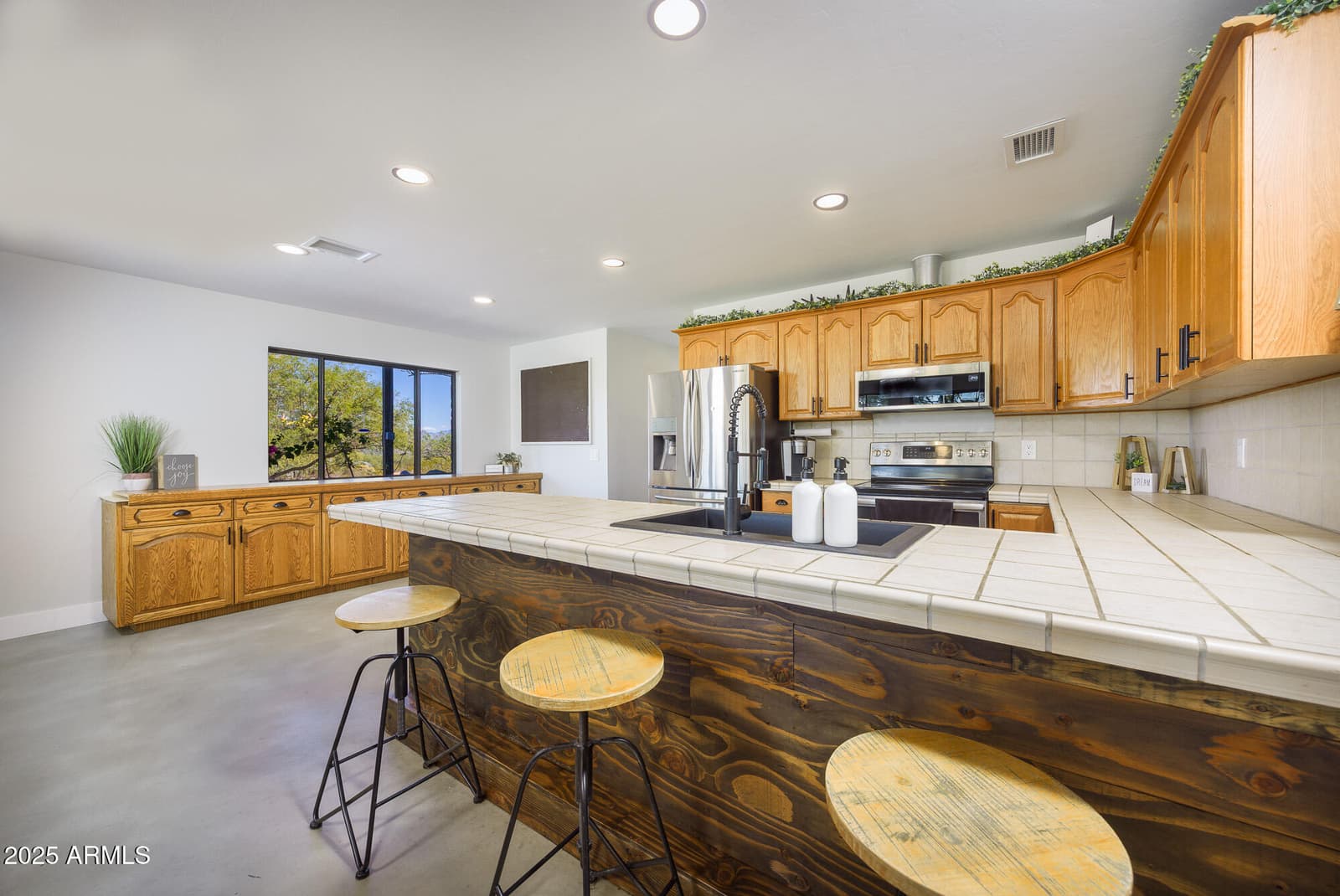 1302 W COYOTE Trail, Benson, AZ 85602 — photo 39 of 57