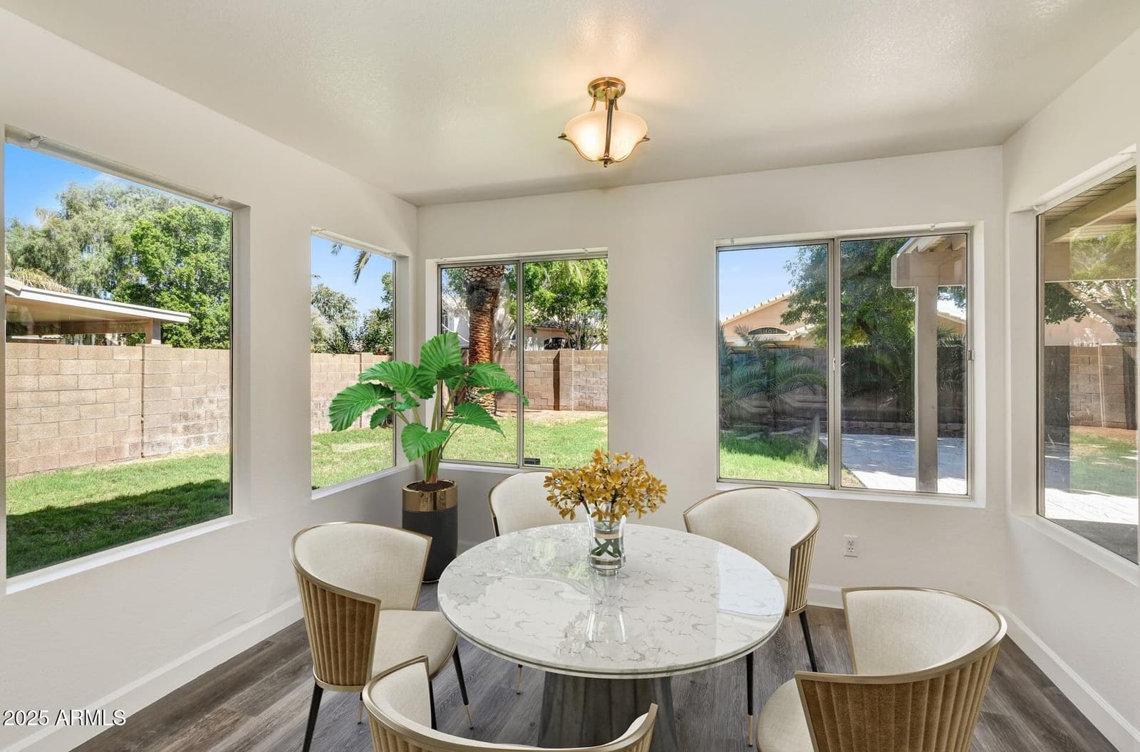 21927 N 74TH Lane, Glendale, AZ 85310 — photo 8 of 32