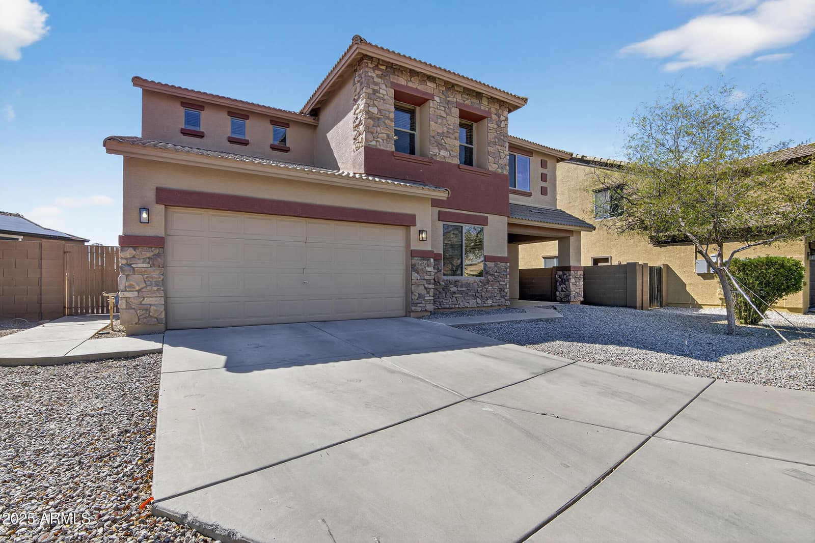 24733 W VISTA NORTE Street, Buckeye, AZ 85326 — photo 2 of 38