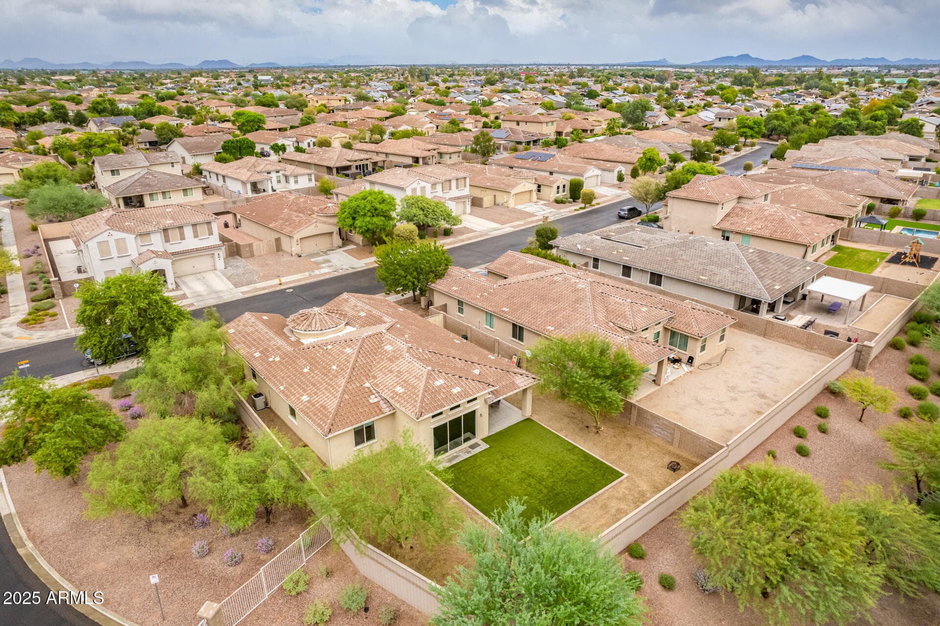 8987 W SELDON Lane, Peoria, AZ 85345 — photo 41 of 46