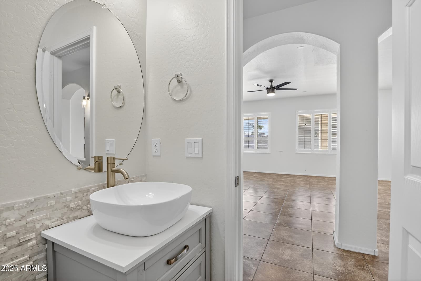 24733 W VISTA NORTE Street, Buckeye, AZ 85326 — photo 14 of 38