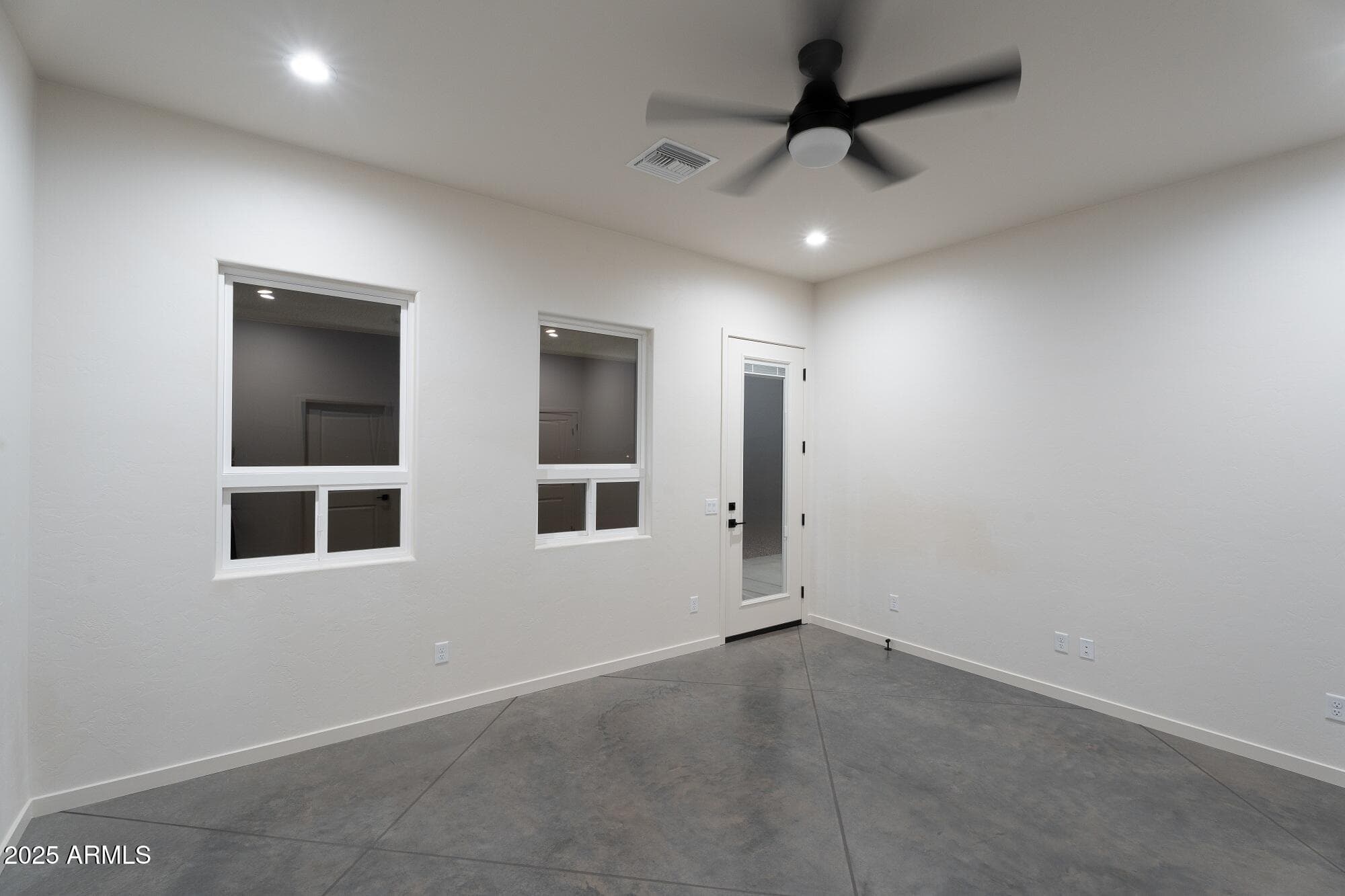 8287 S Elohyna Lane, Hereford, AZ 85615 — photo 17 of 36