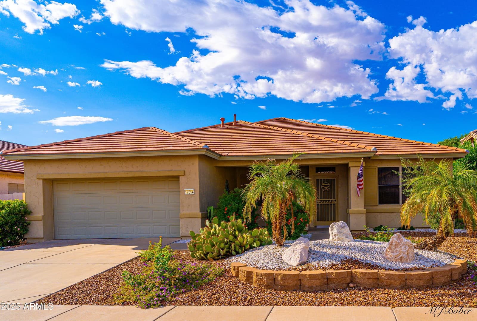 17614 N COCONINO Drive, Surprise, AZ 85374 — photo 1 of 40