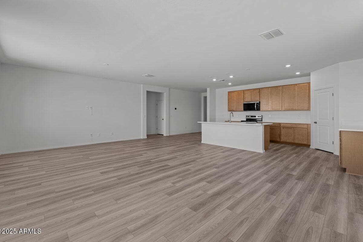 5870 S 246TH Lane, Buckeye, AZ 85326 — photo 4 of 27