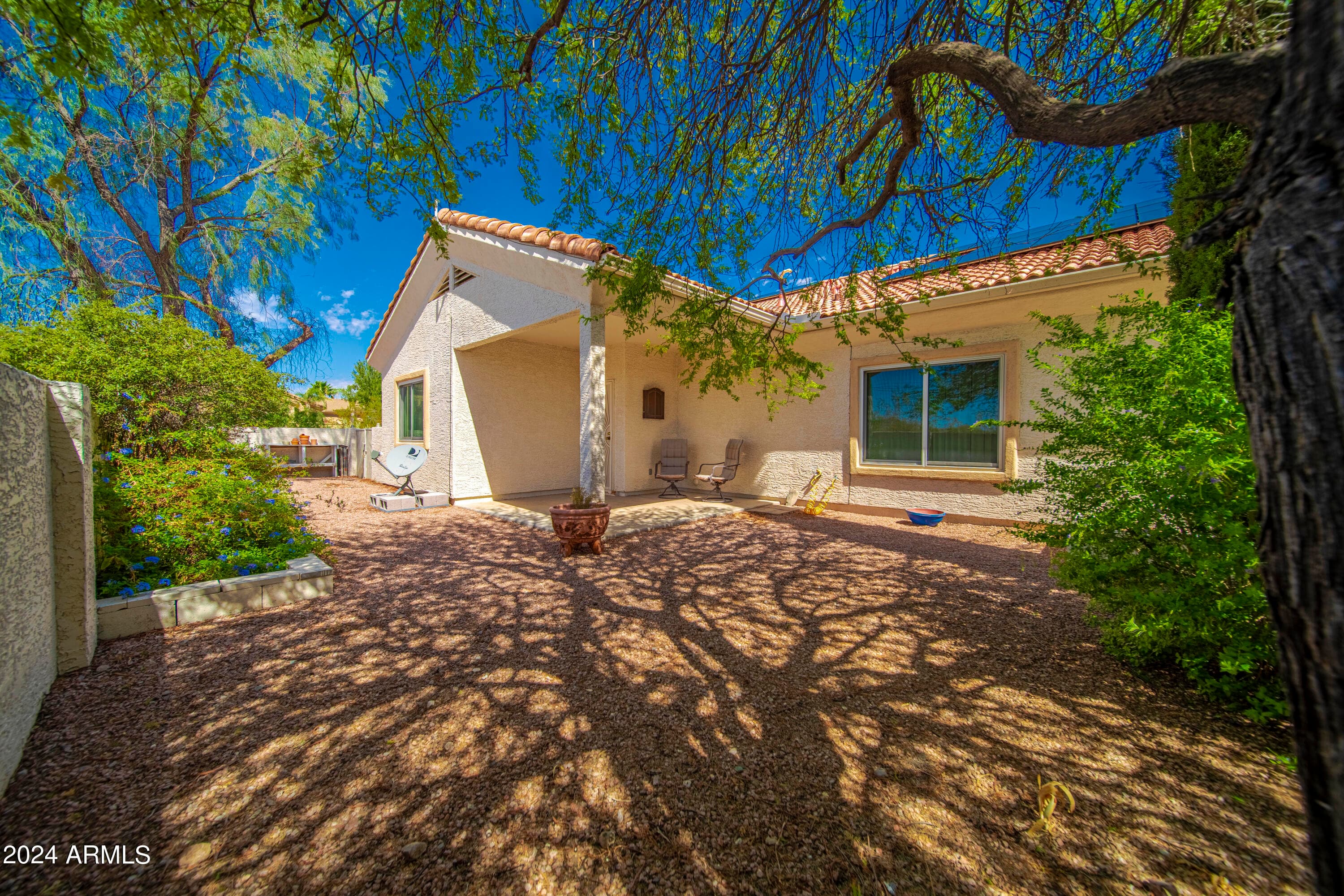 2825 W PINTO Place, Wickenburg, AZ 85390 — photo 3 of 32