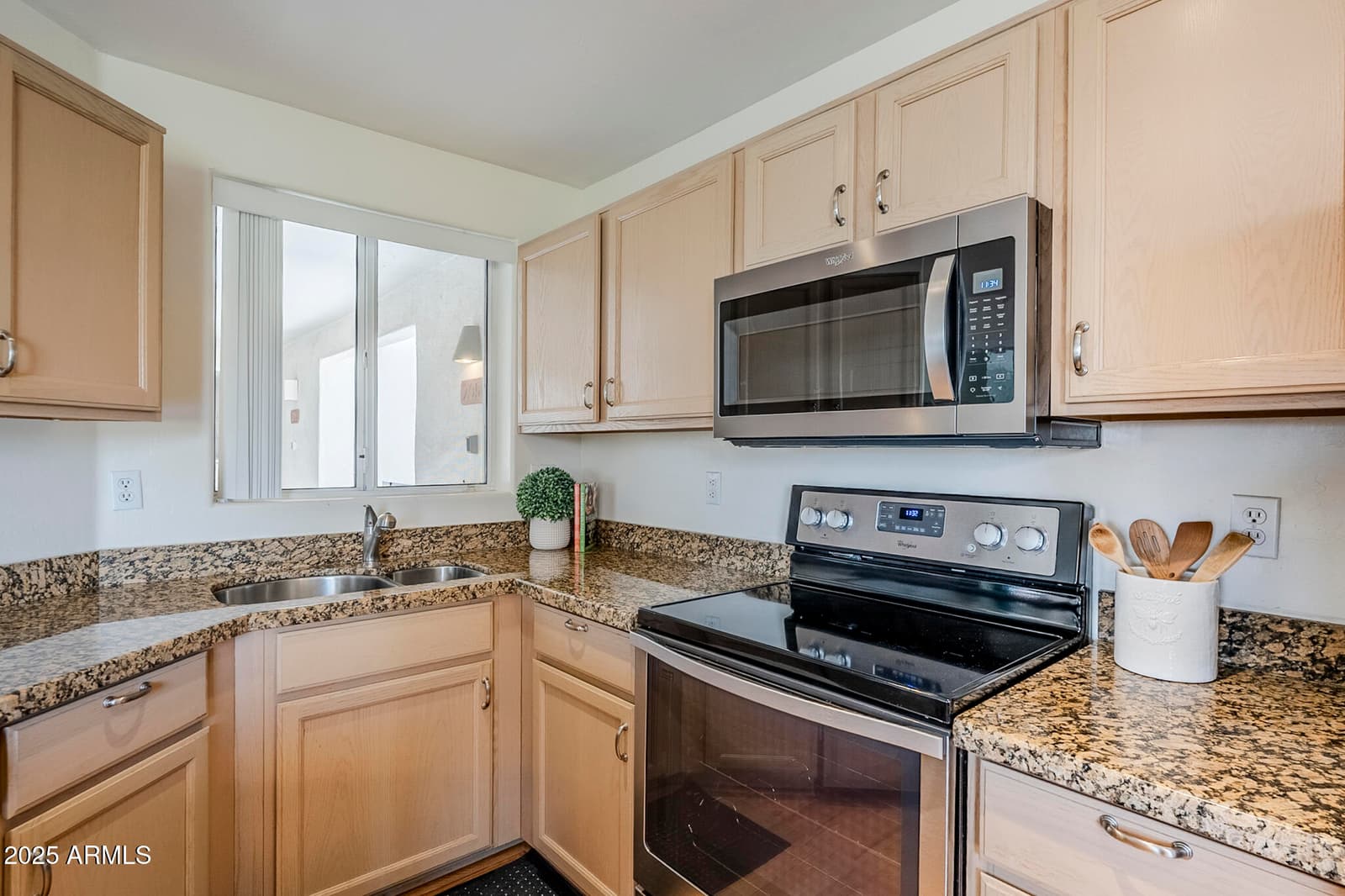 10401 N 52ND Street 205, Paradise Valley, AZ 85253 — photo 3 of 23