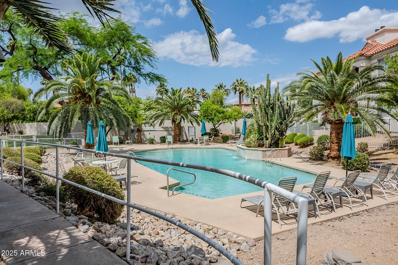 10401 N 52ND Street 205, Paradise Valley, AZ 85253 — photo 21 of 23