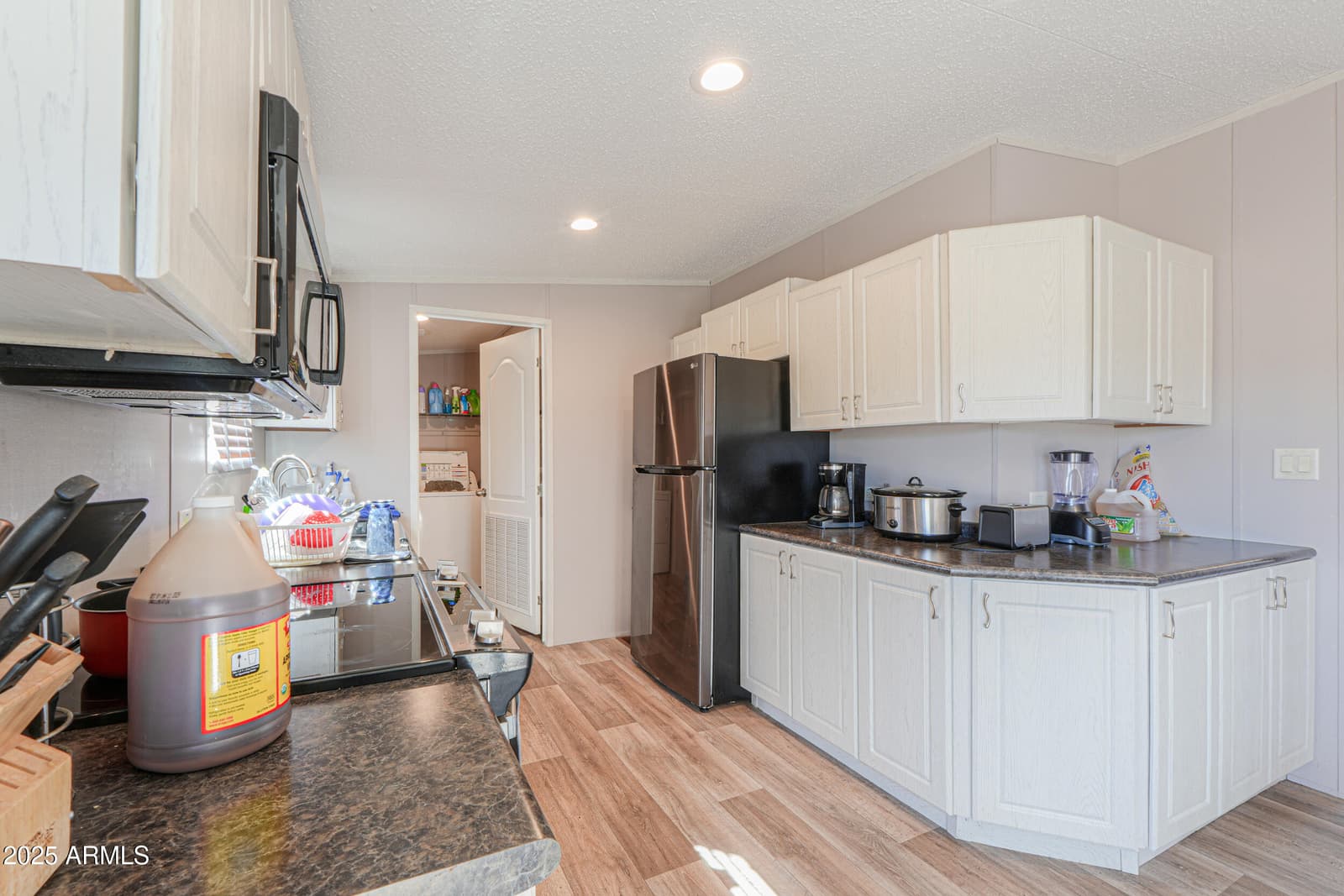 11091 N GARDUNO Road, Maricopa, AZ 85139 — photo 12 of 51