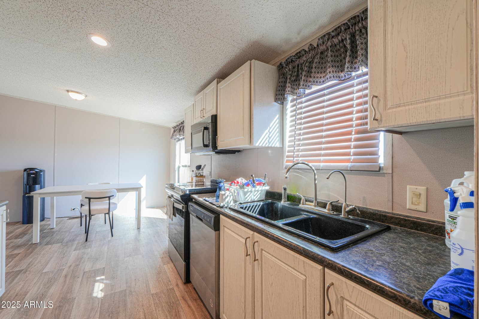 11091 N GARDUNO Road, Maricopa, AZ 85139 — photo 15 of 51