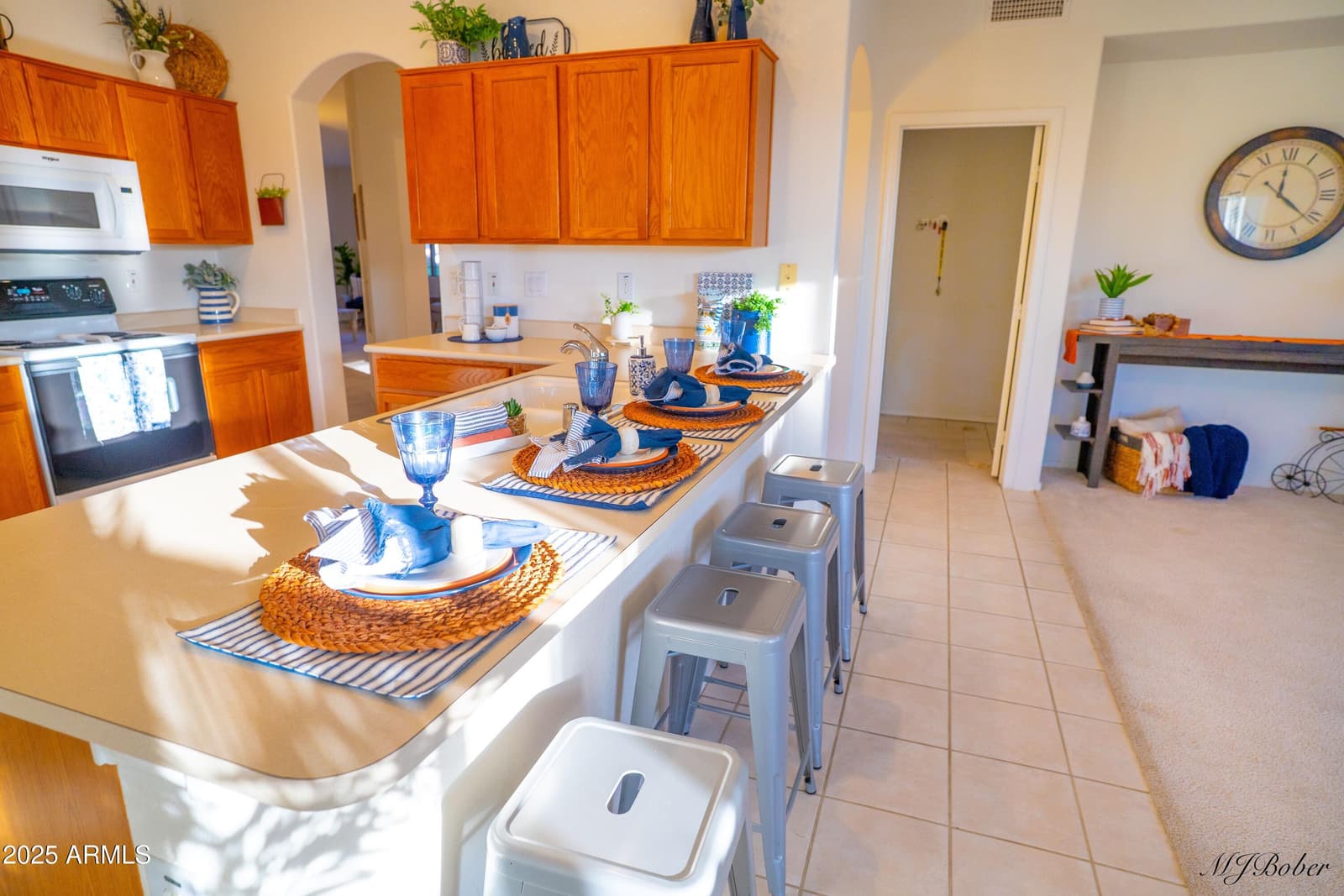 17614 N COCONINO Drive, Surprise, AZ 85374 — photo 5 of 40