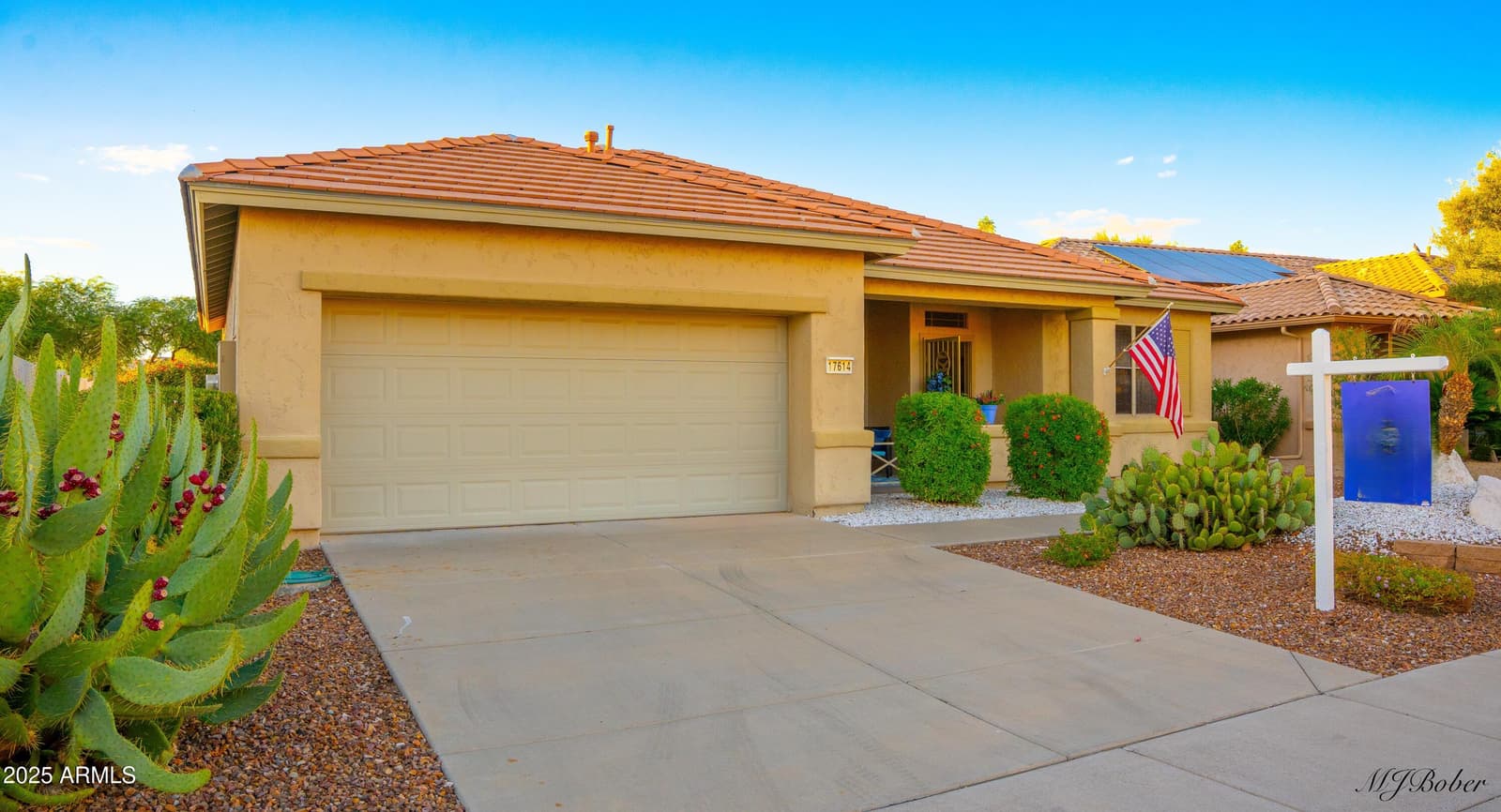 17614 N COCONINO Drive, Surprise, AZ 85374 — photo 6 of 40