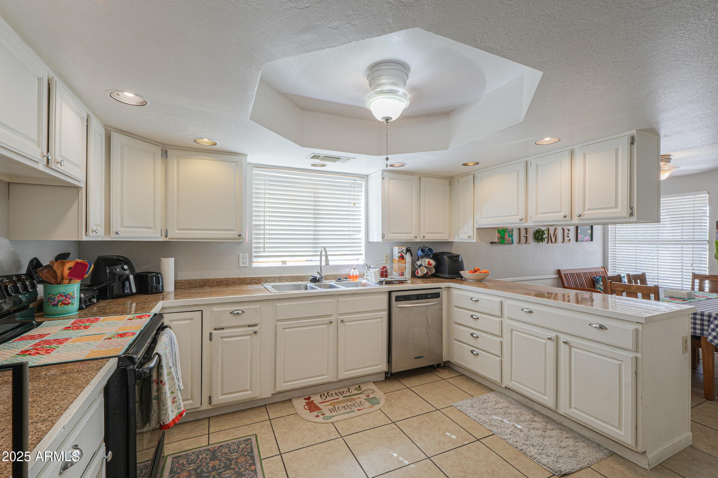 1802 N Center Avenue, Casa Grande, AZ 85122 — photo 14 of 28
