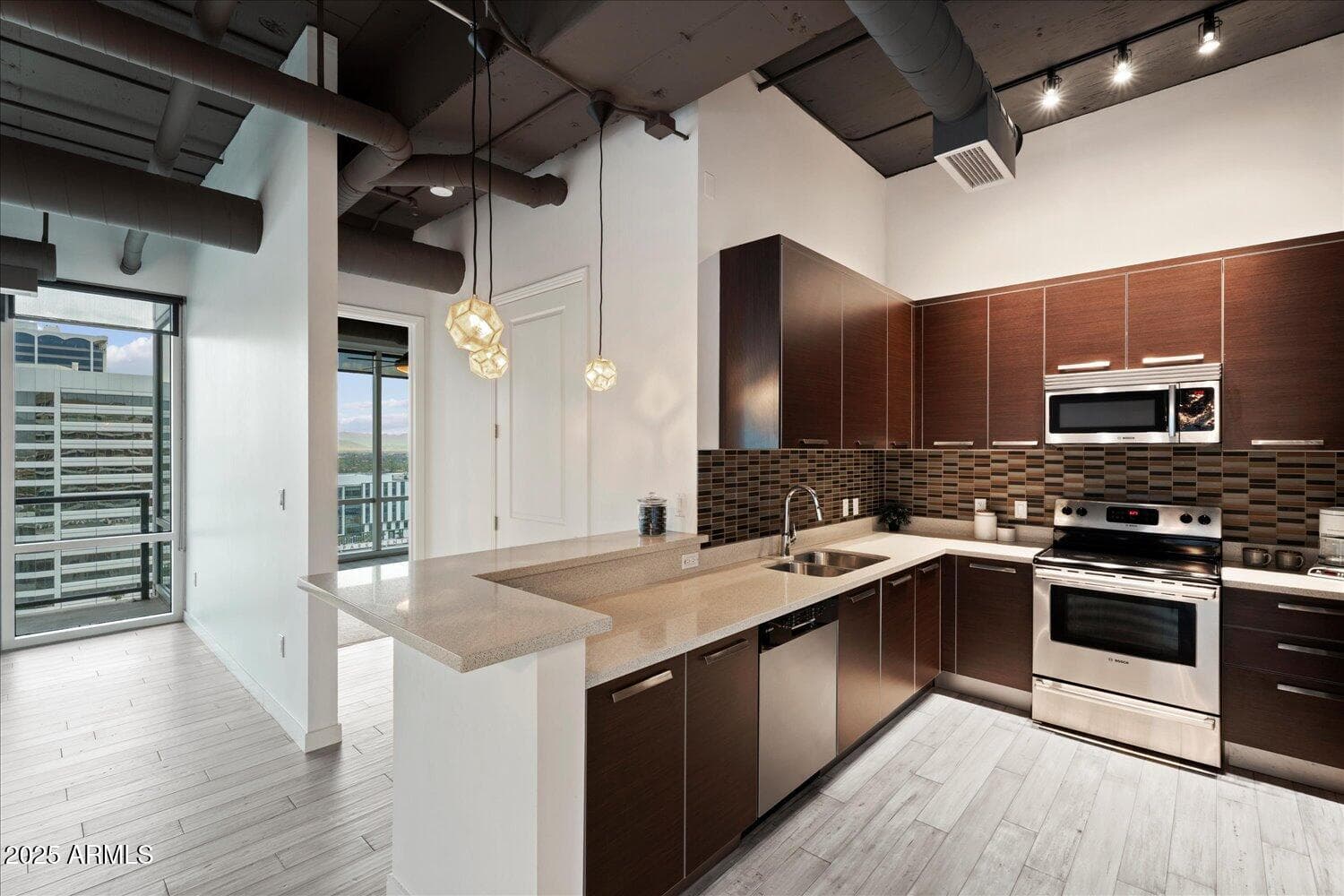 1 E LEXINGTON Avenue 1302, Phoenix, AZ 85012 — photo 15 of 47