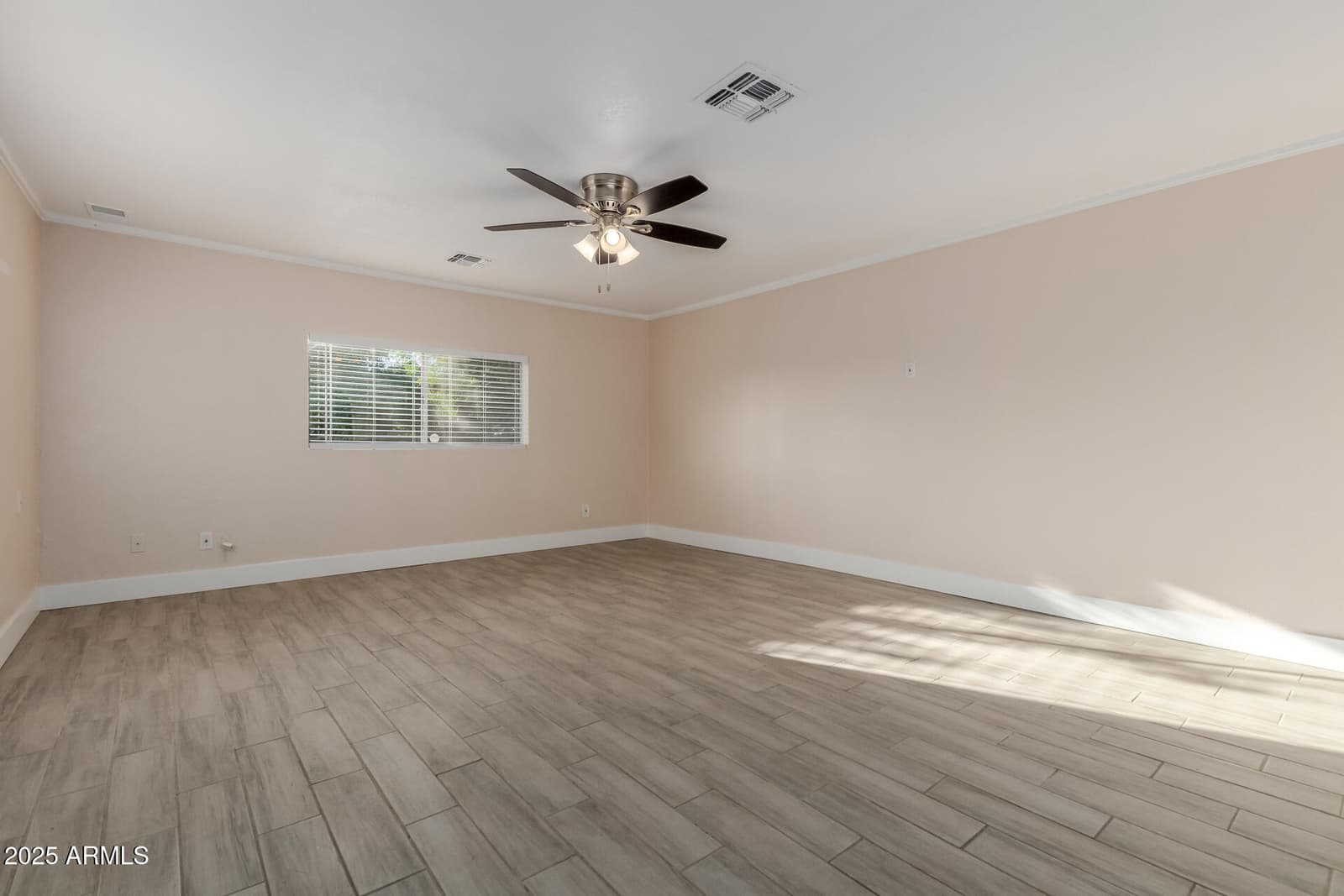 2128 W Georgia Avenue, Phoenix, AZ 85015 — photo 5 of 26