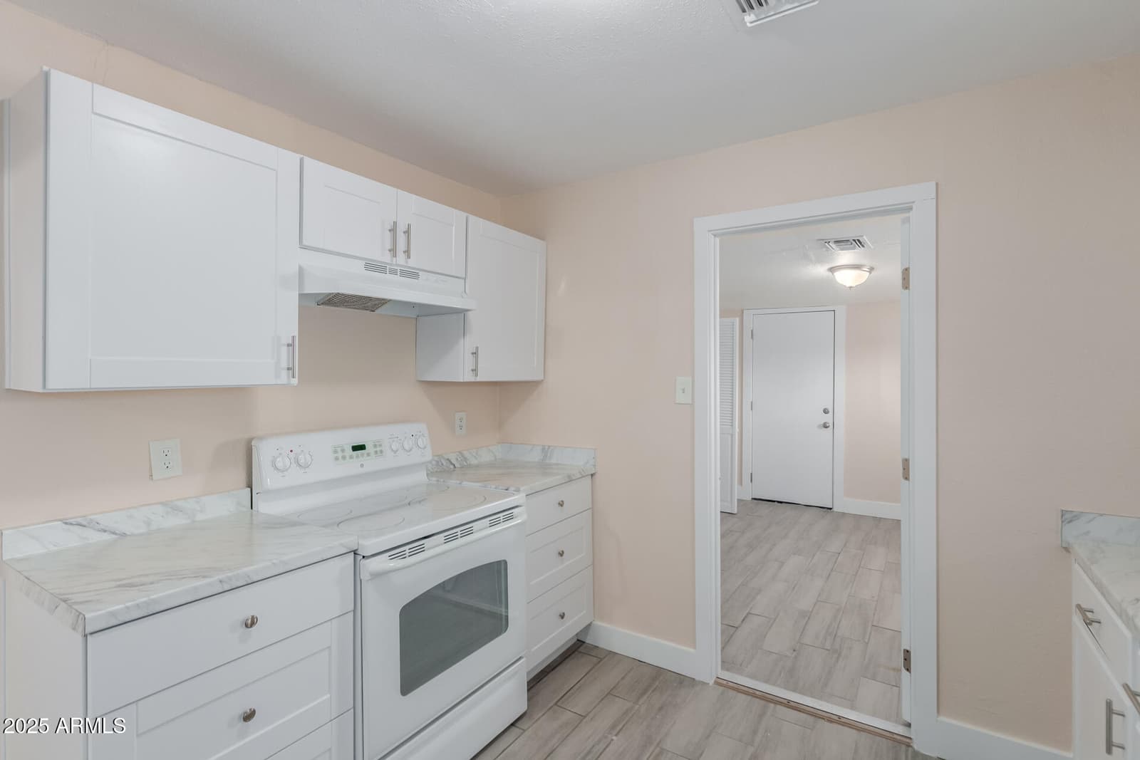 2128 W Georgia Avenue, Phoenix, AZ 85015 — photo 12 of 26