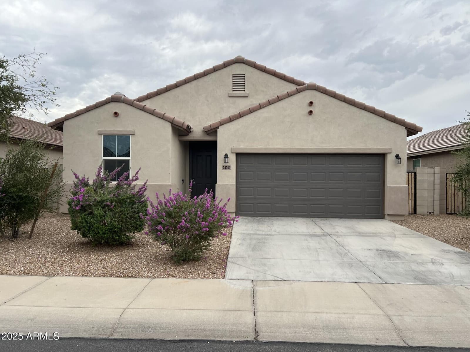 24749 W JESSICA Lane, Buckeye, AZ 85326 — photo 1 of 40