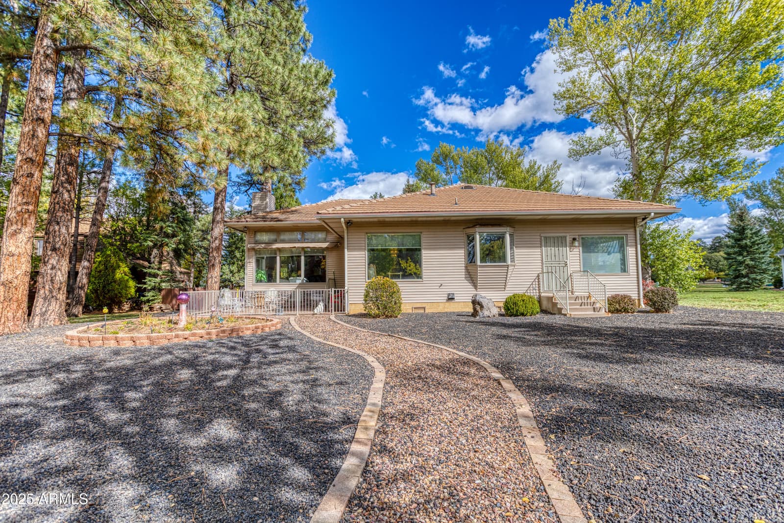 2457 Dragonfly Lane, Pinetop-Lakeside, AZ 85929 — photo 5 of 27