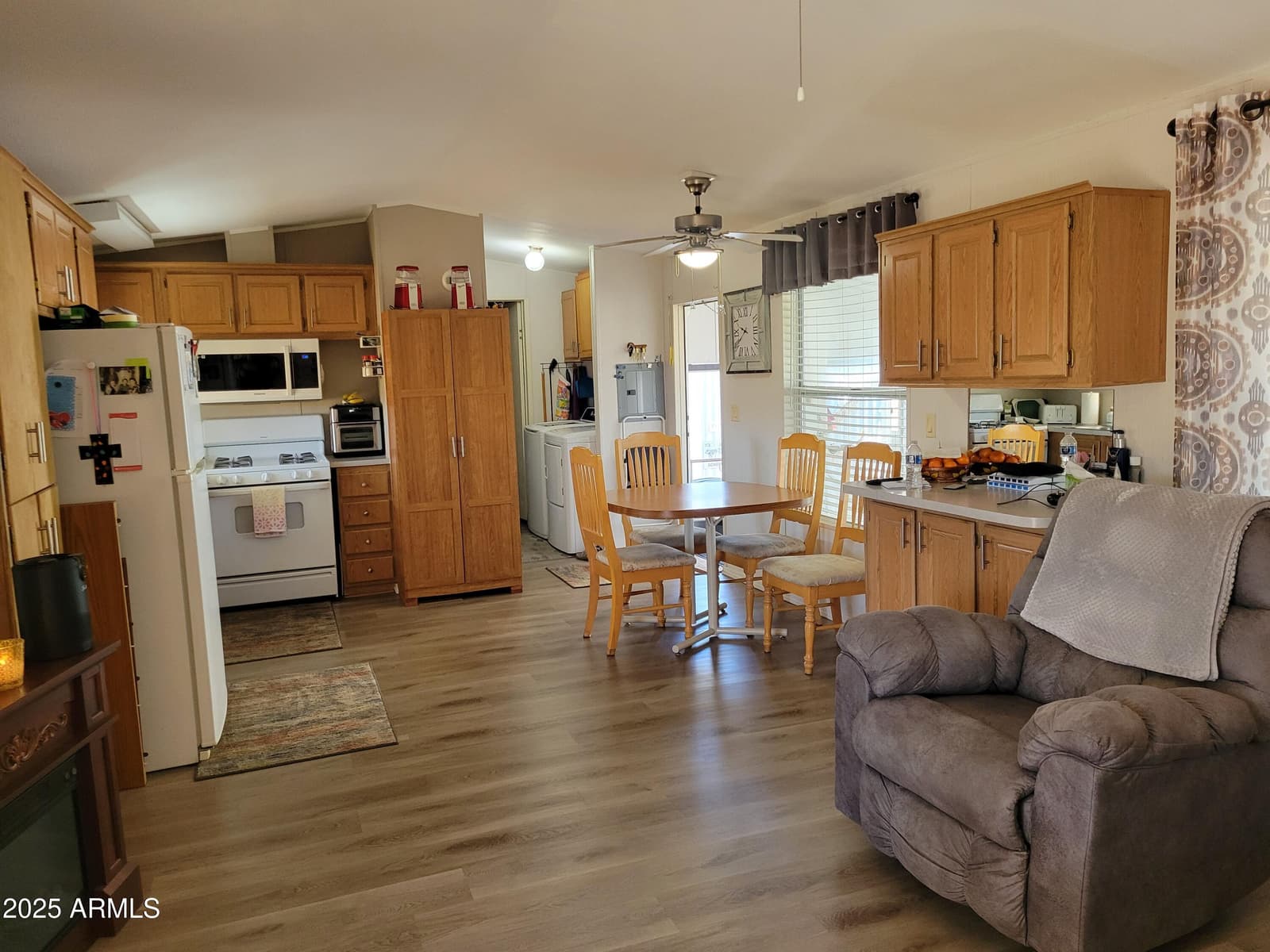 2460 E Main Street B9, Mesa, AZ 85213 — photo 3 of 15