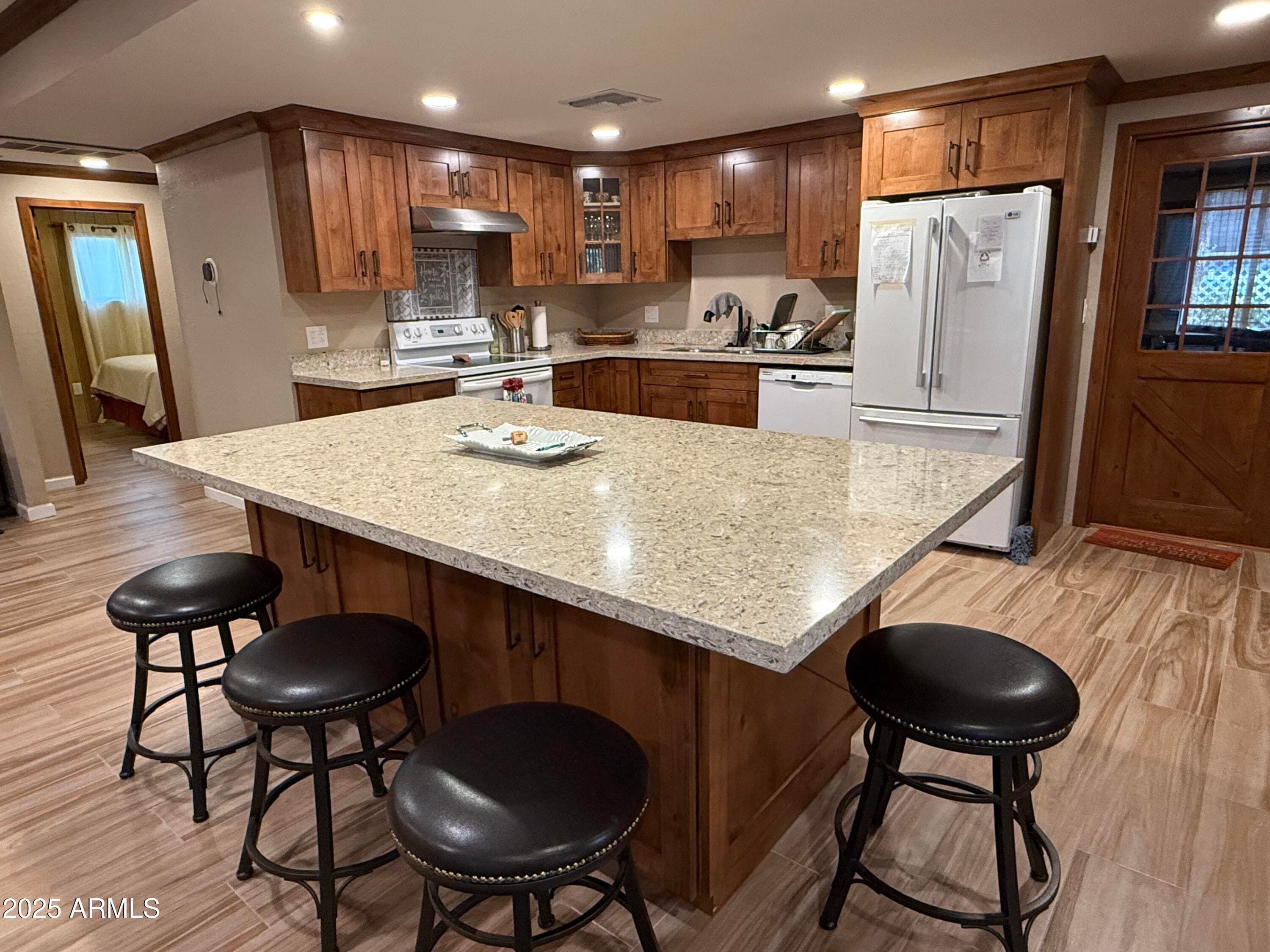 309 E SHERWOOD Drive, Payson, AZ 85541 — photo 2 of 37