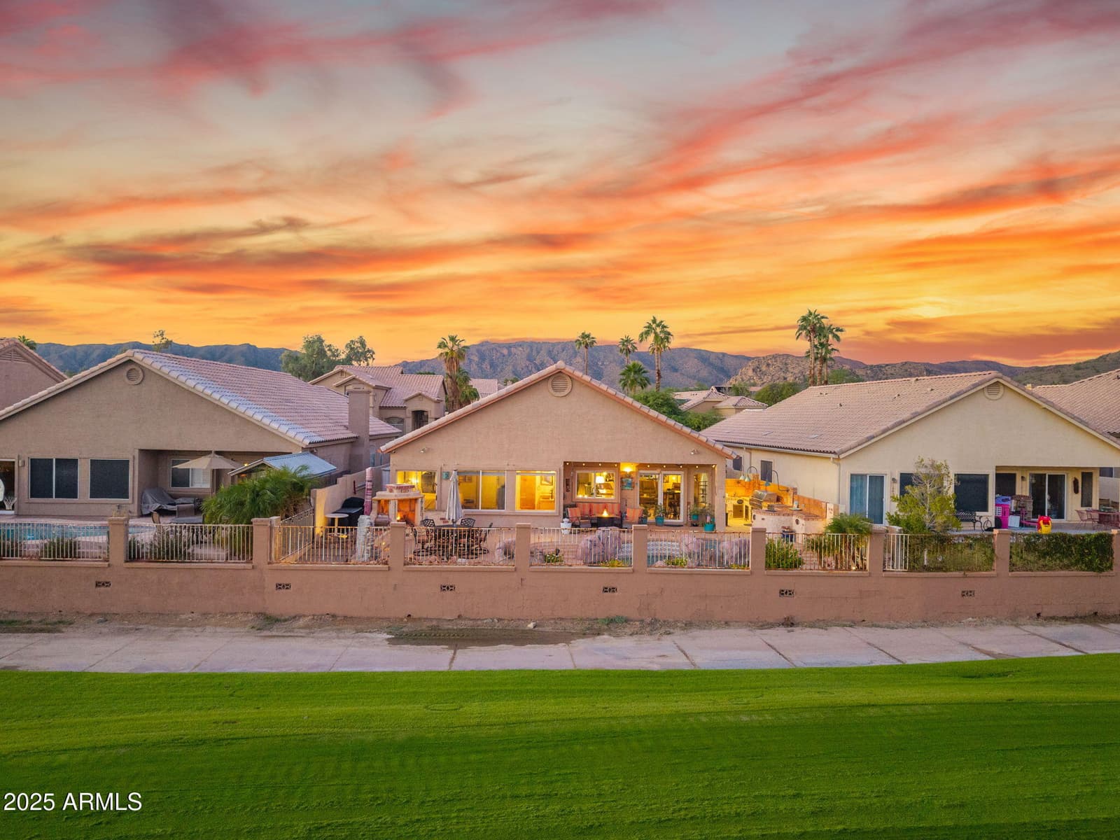 1437 E GLENHAVEN Drive, Phoenix, AZ 85048 — photo 29 of 32