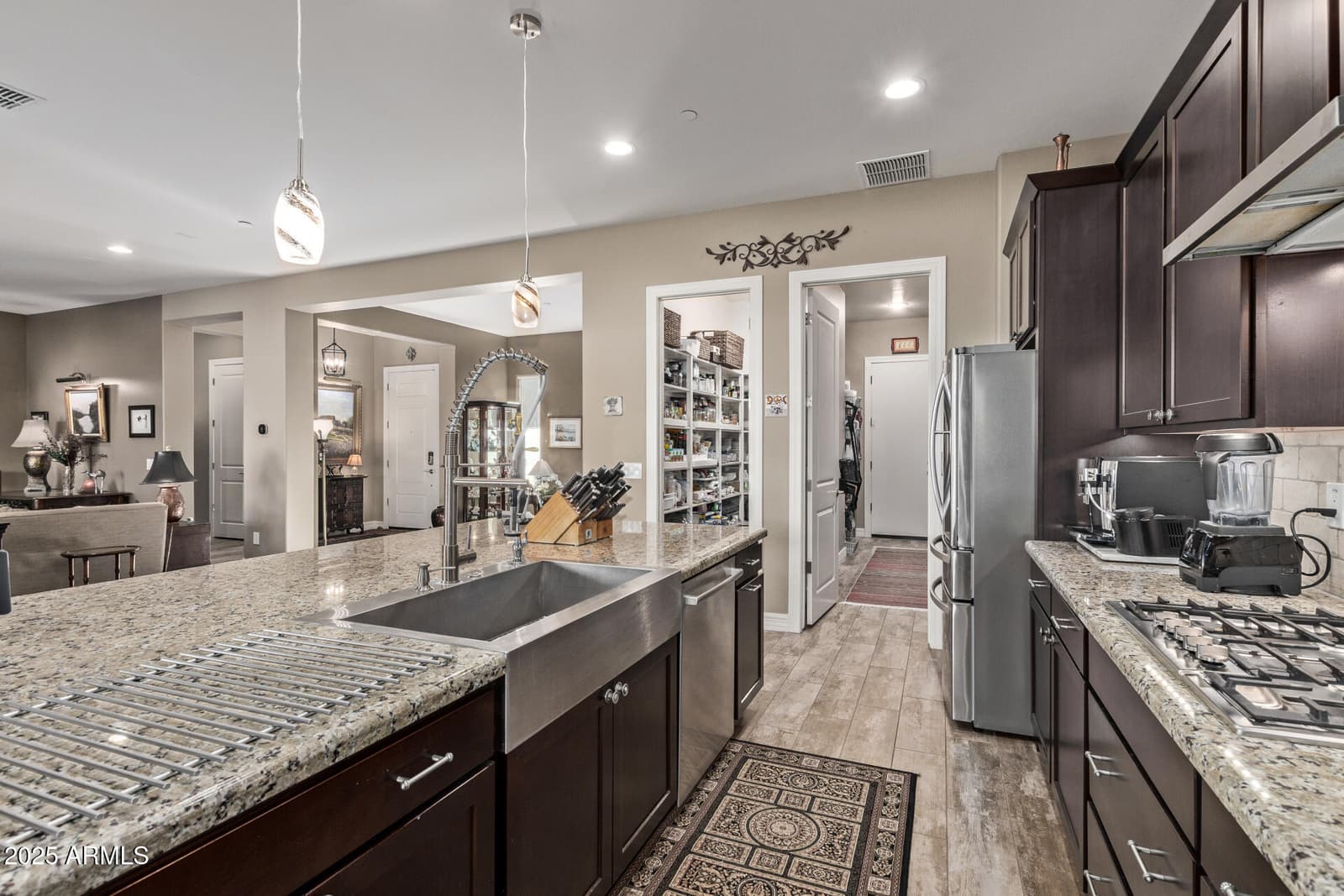 9814 W ROWEL Road, Peoria, AZ 85383 — photo 13 of 33