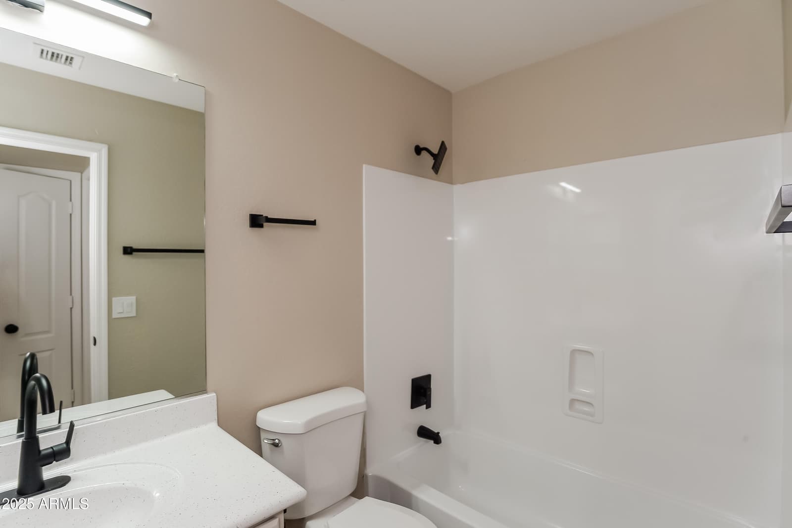 1361 W CORRIENTE Drive, San Tan Valley, AZ 85143 — photo 9 of 15